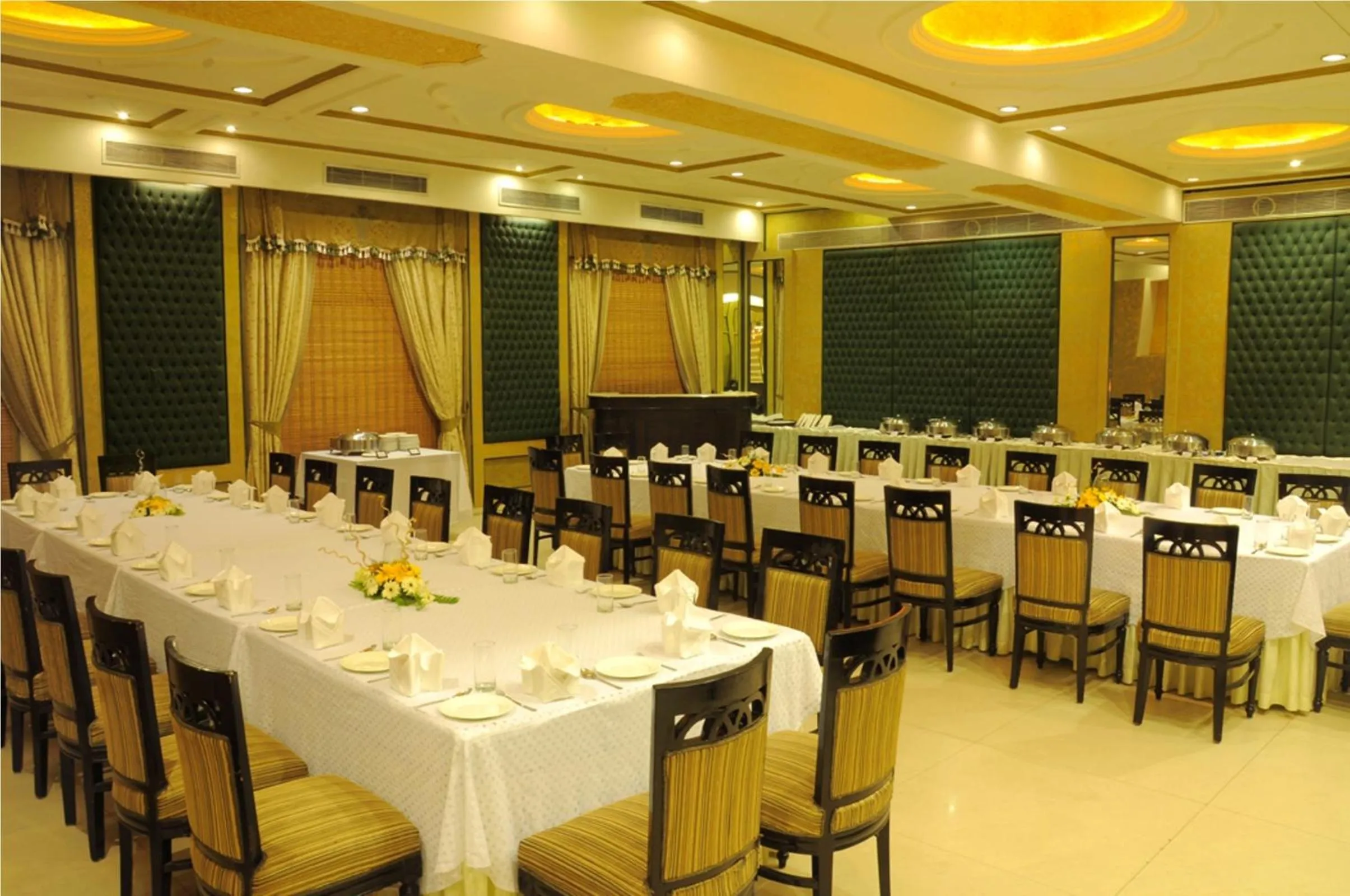 Hotel Maharaja Regency