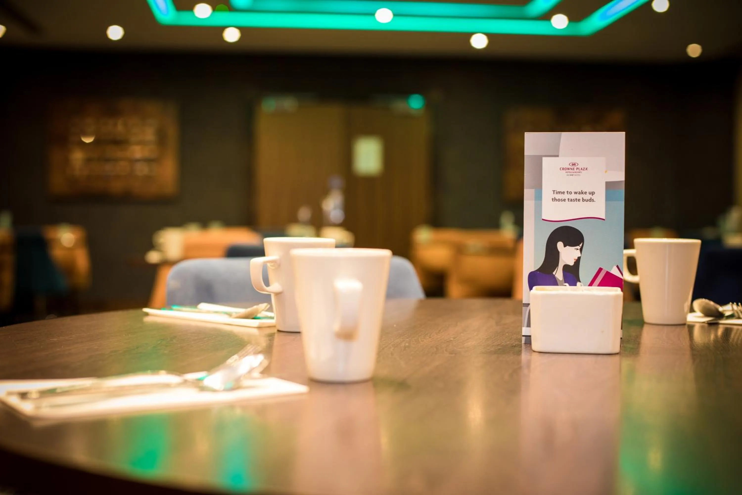 Restaurant/places to eat in Crowne Plaza London - Gatwick Airport by IHG