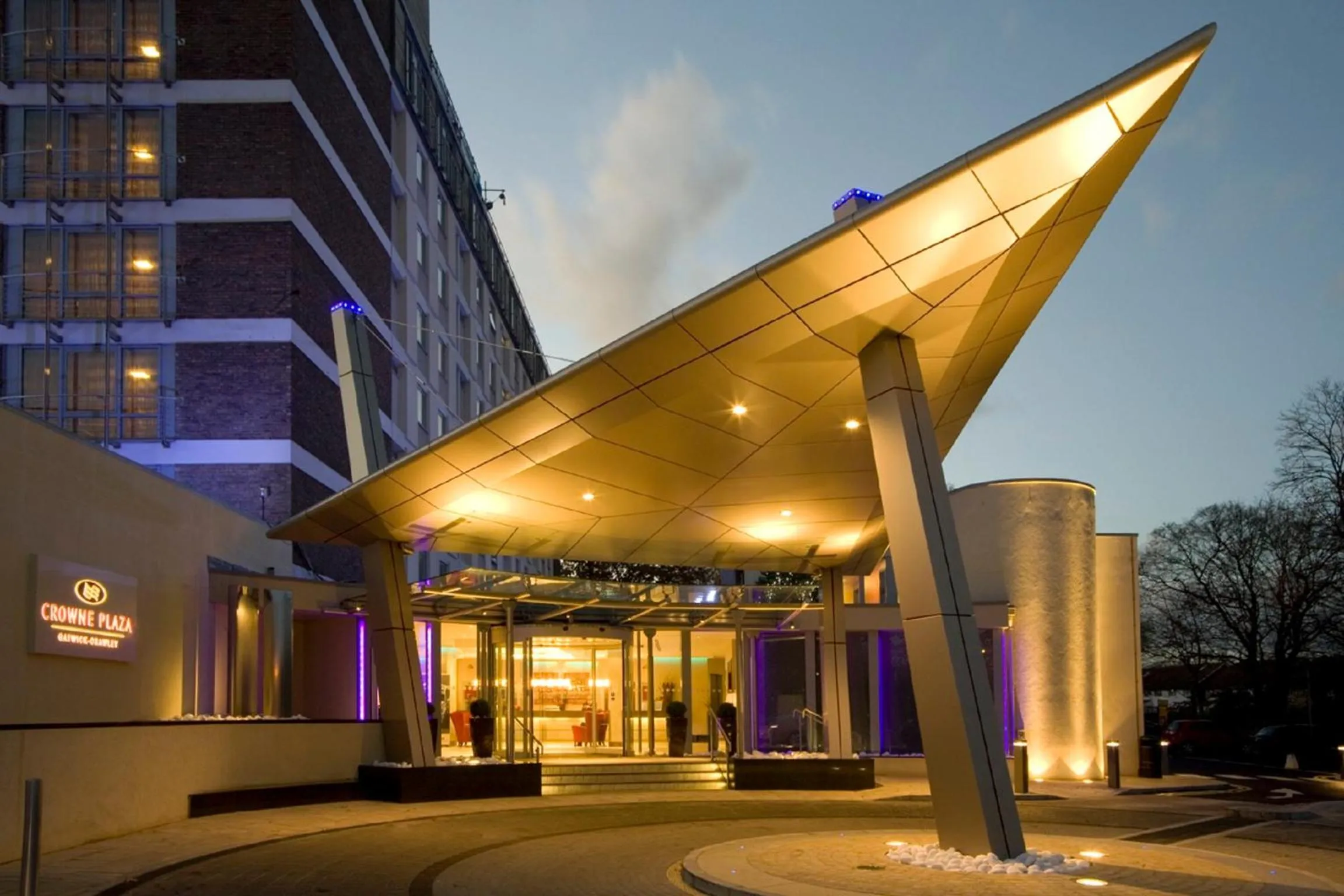 Property building in Crowne Plaza London - Gatwick Airport by IHG