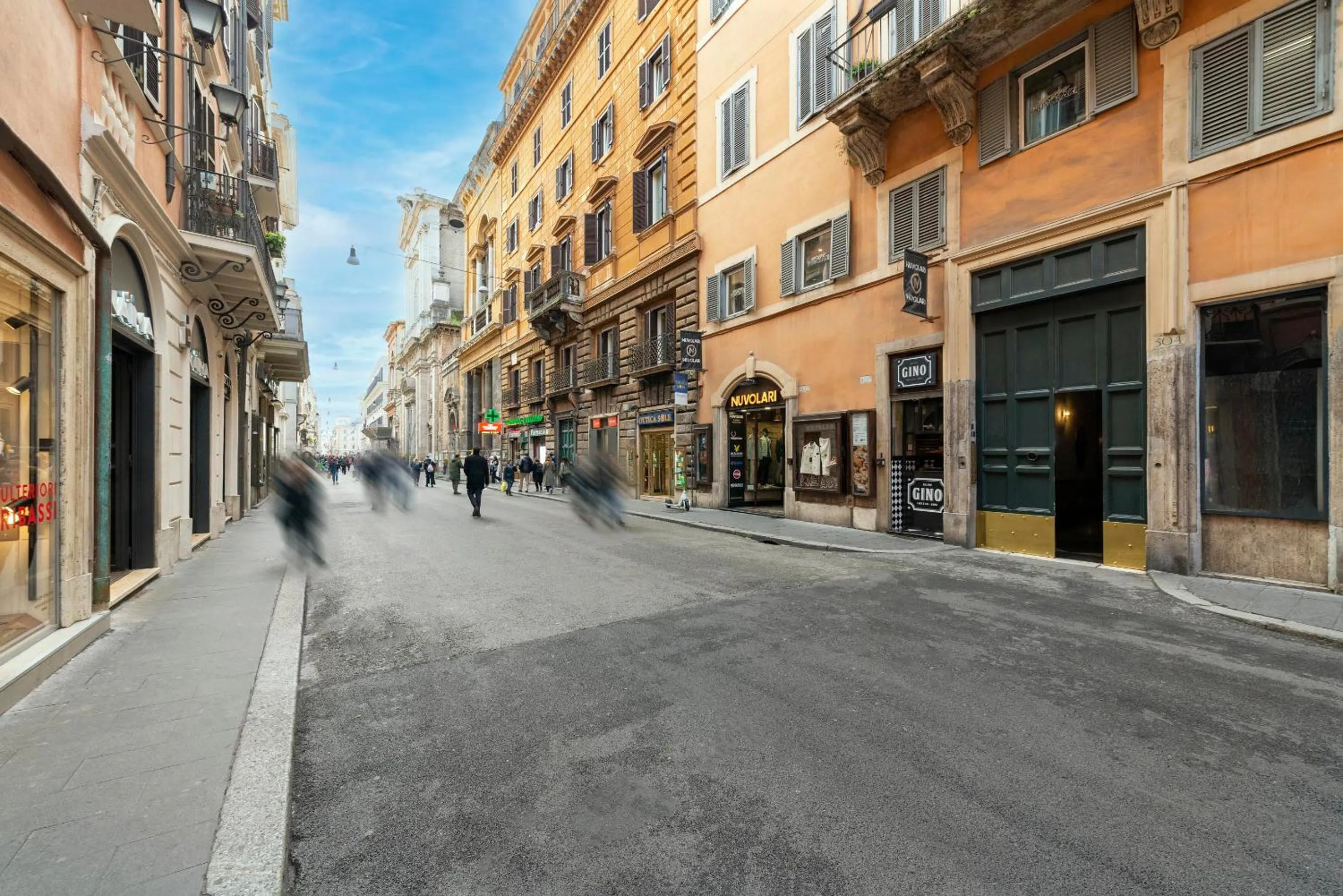 Facade/entrance in Royal Rooms Corso