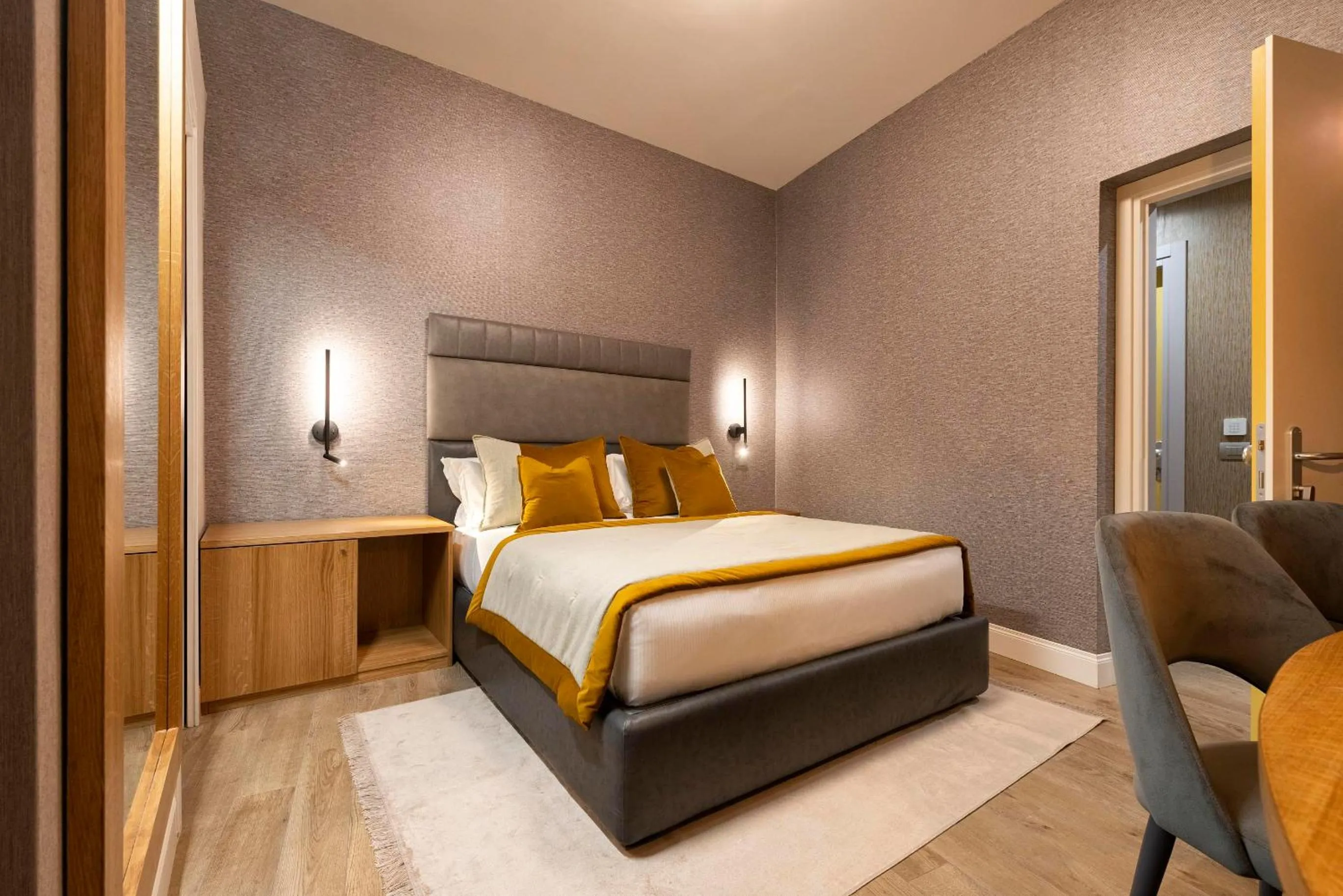 Bedroom, Bed in Royal Rooms Corso