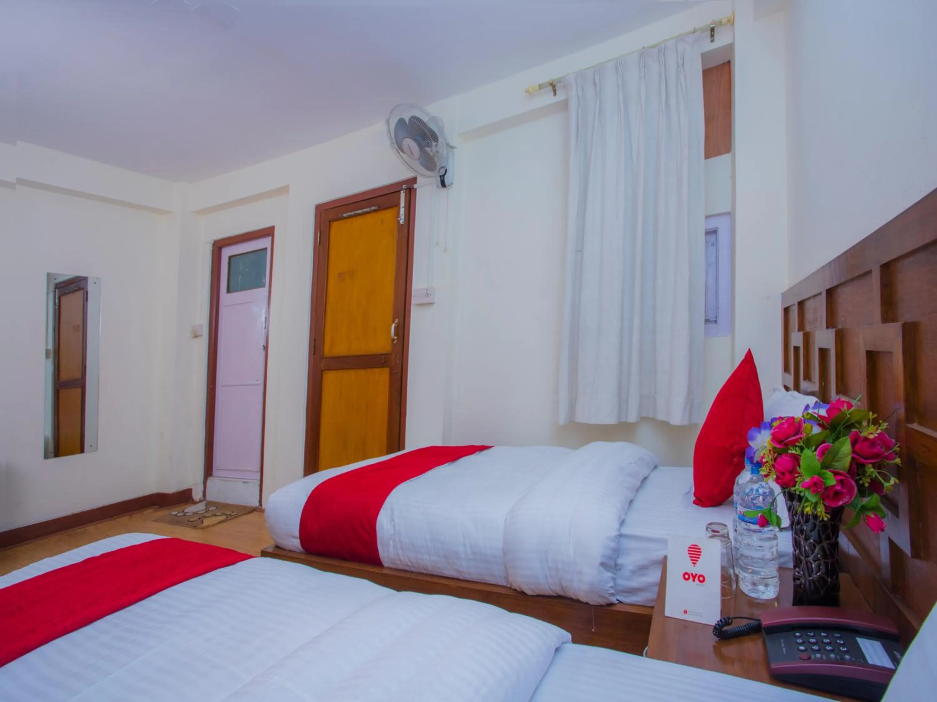 Bedroom, Bed in Durbar Guest House