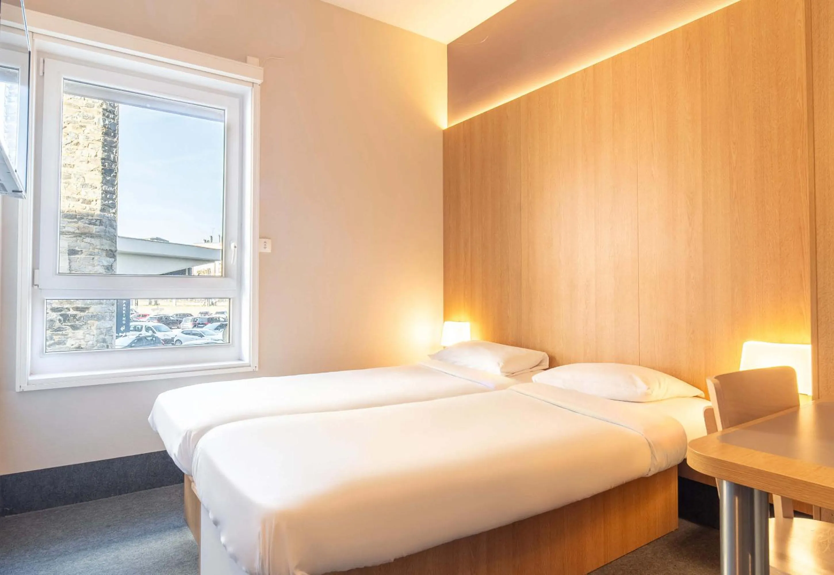 Bedroom, Bed in B&B HOTEL Limoges Centre Gare