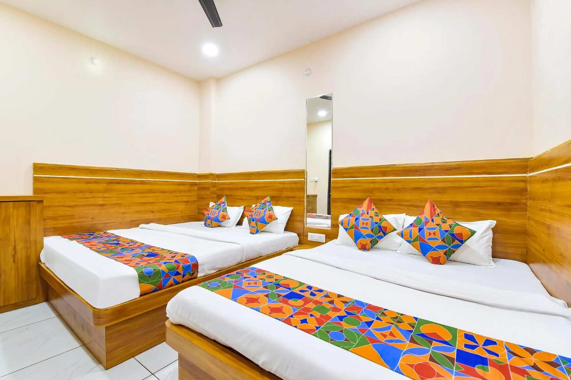 Bed in FabHotel Somnath