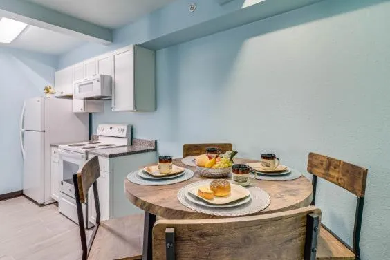 Restaurant/places to eat in Seaside Boutique Hotel, Waves At Your Doorstep