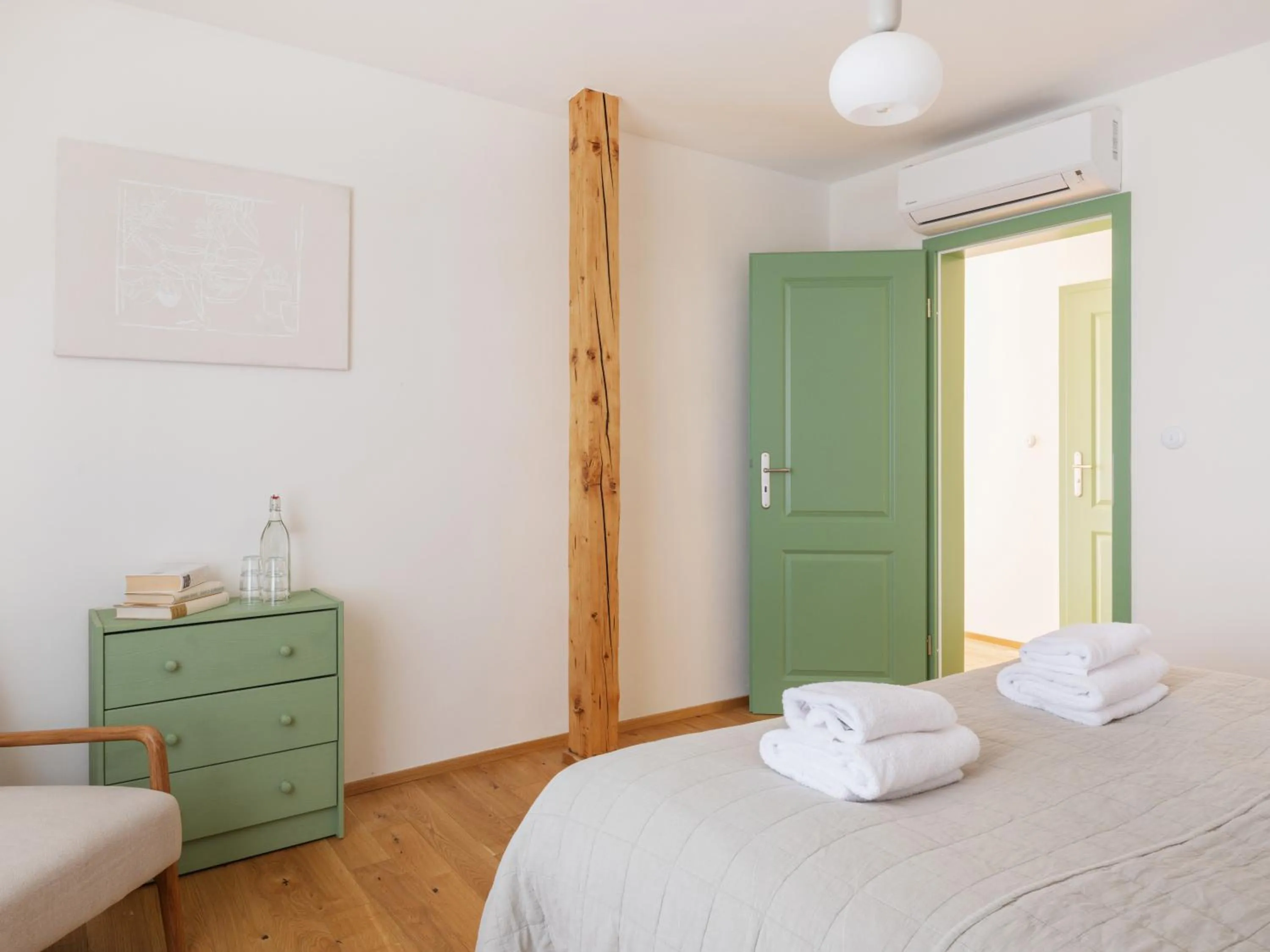 Photo of the whole room, Bed in Resort po.spolu