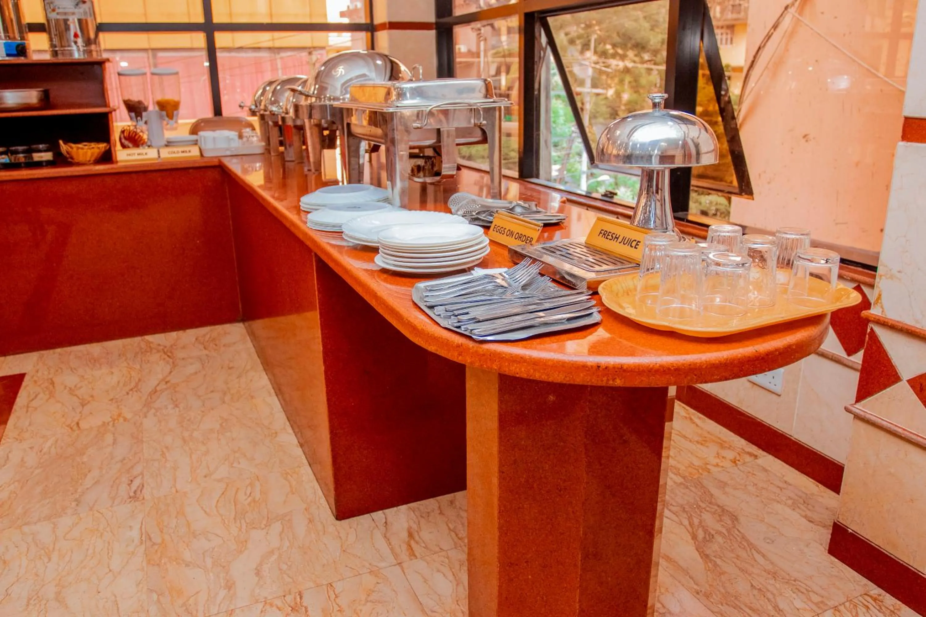 Restaurant/places to eat in Sleep Inn Hotel - City Centre