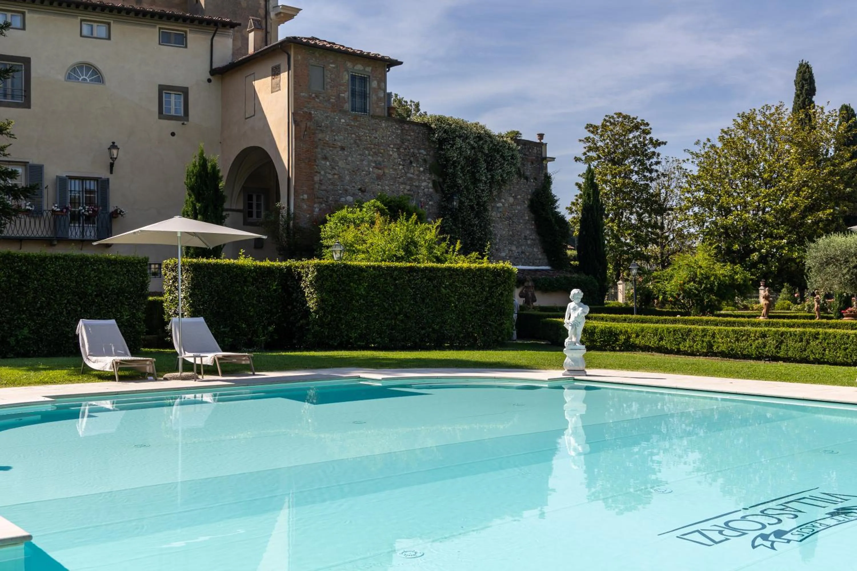 Swimming pool in Villa Scorzi - Relais de Charme