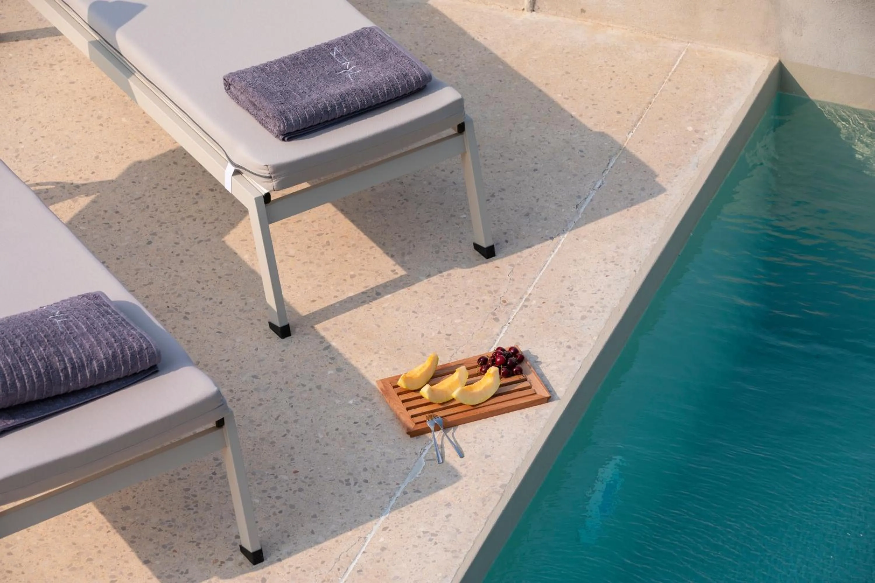 Swimming pool in Thines villas
