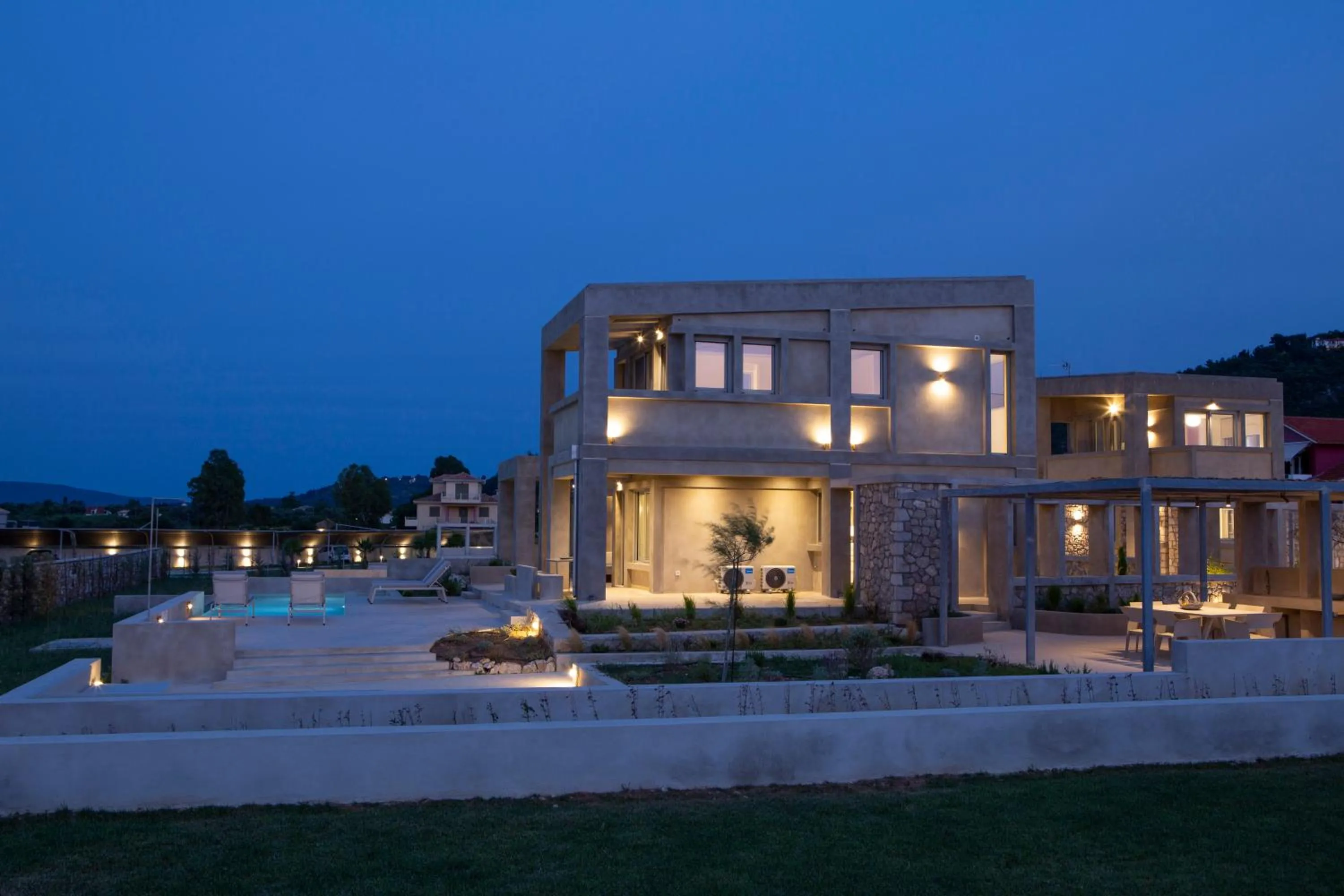 Property building in Thines villas