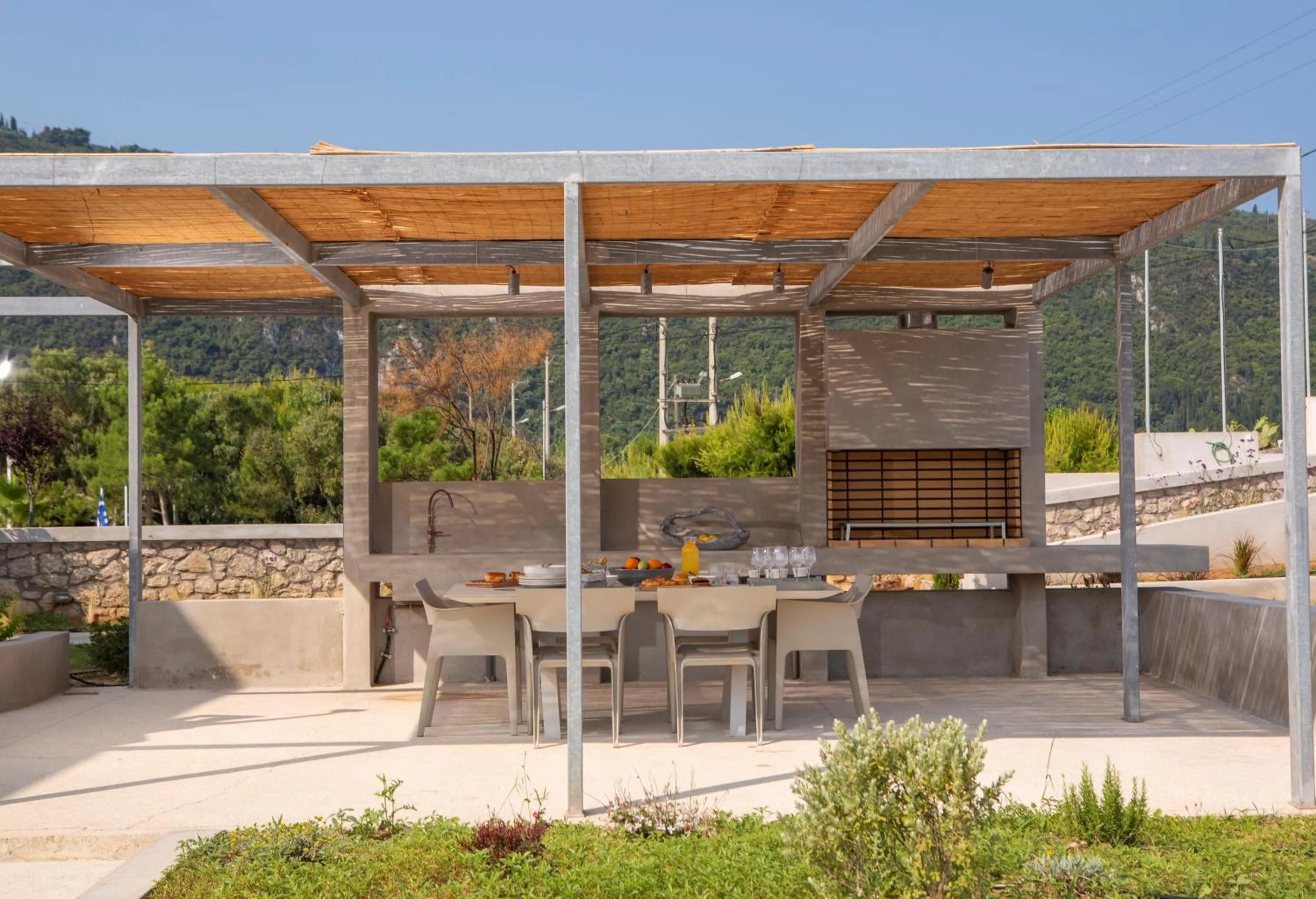 BBQ facilities in Thines villas