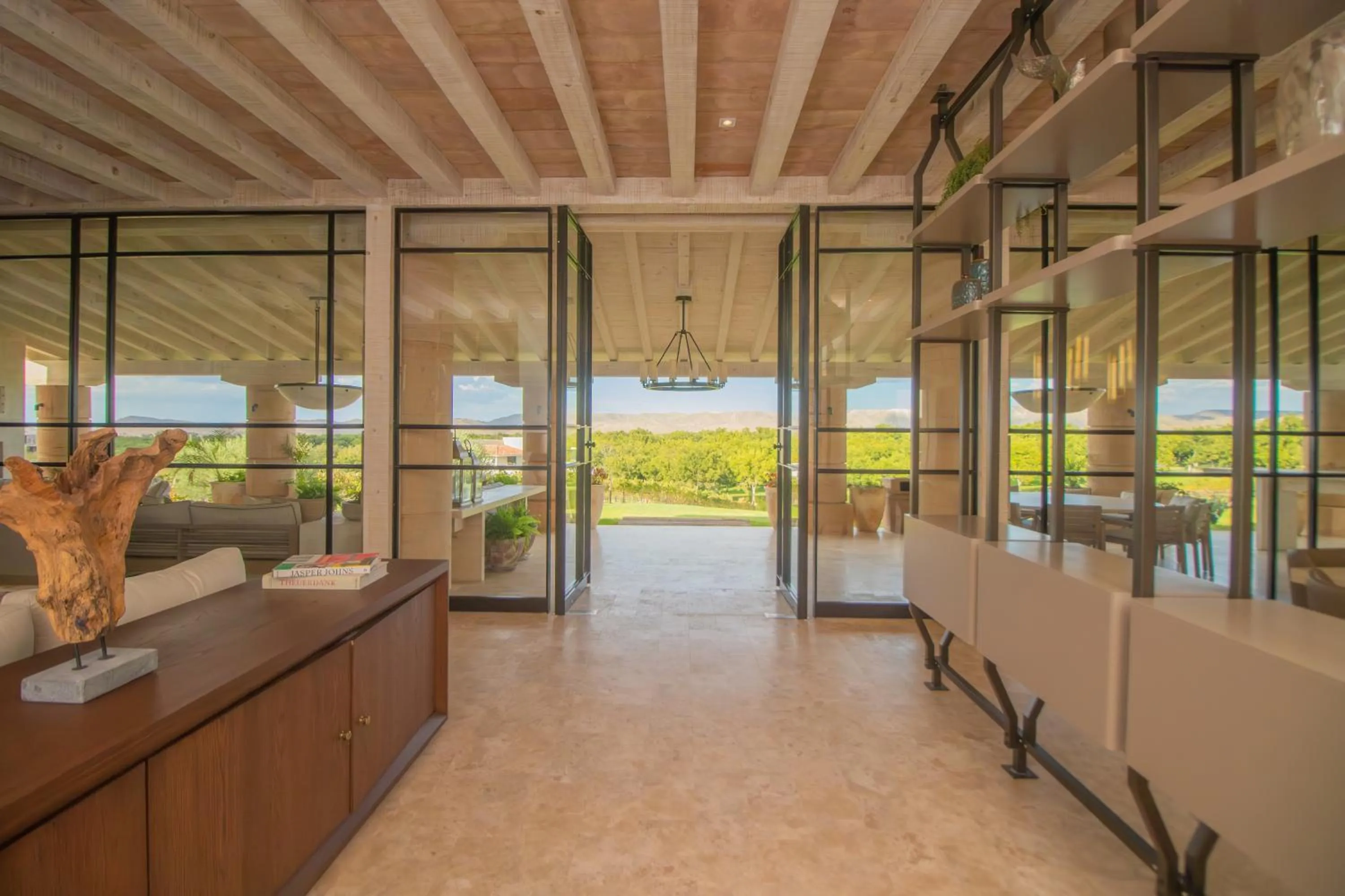 Living room in Hotel Vinícola Parvada by Lumina