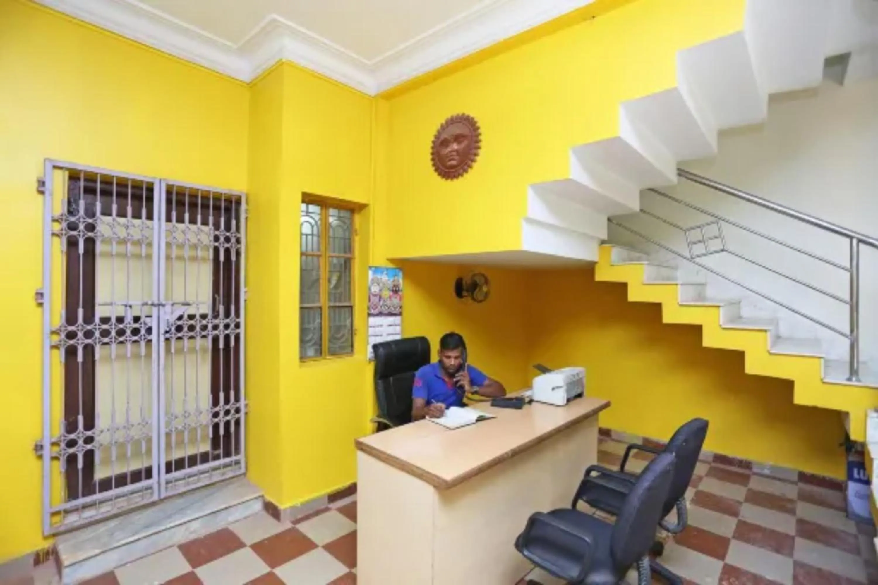 People in Madison Patia Bhubaneswar By Morservices