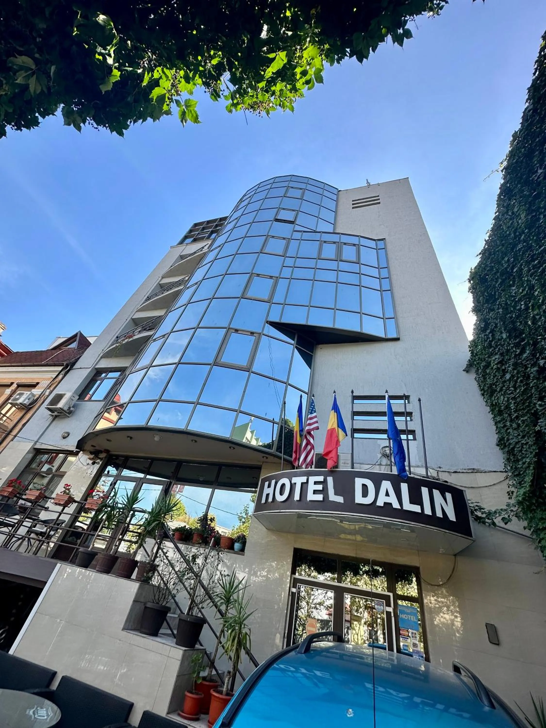 Darin Hotel
