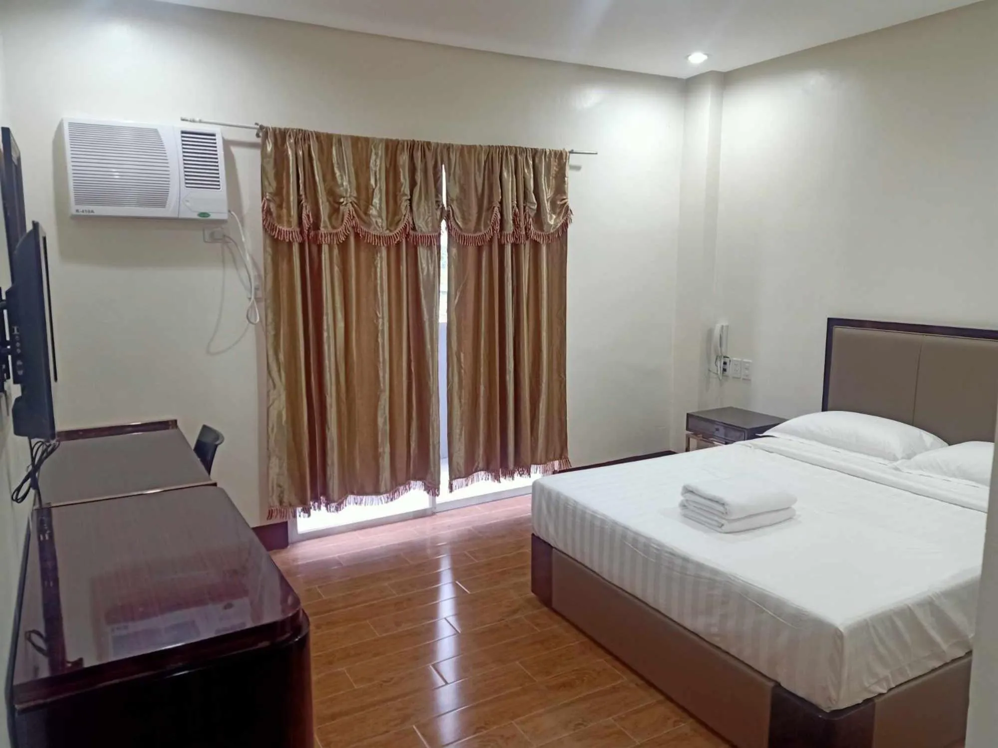 Bed in ASIA JEM HOTEL - GAPAN CITY