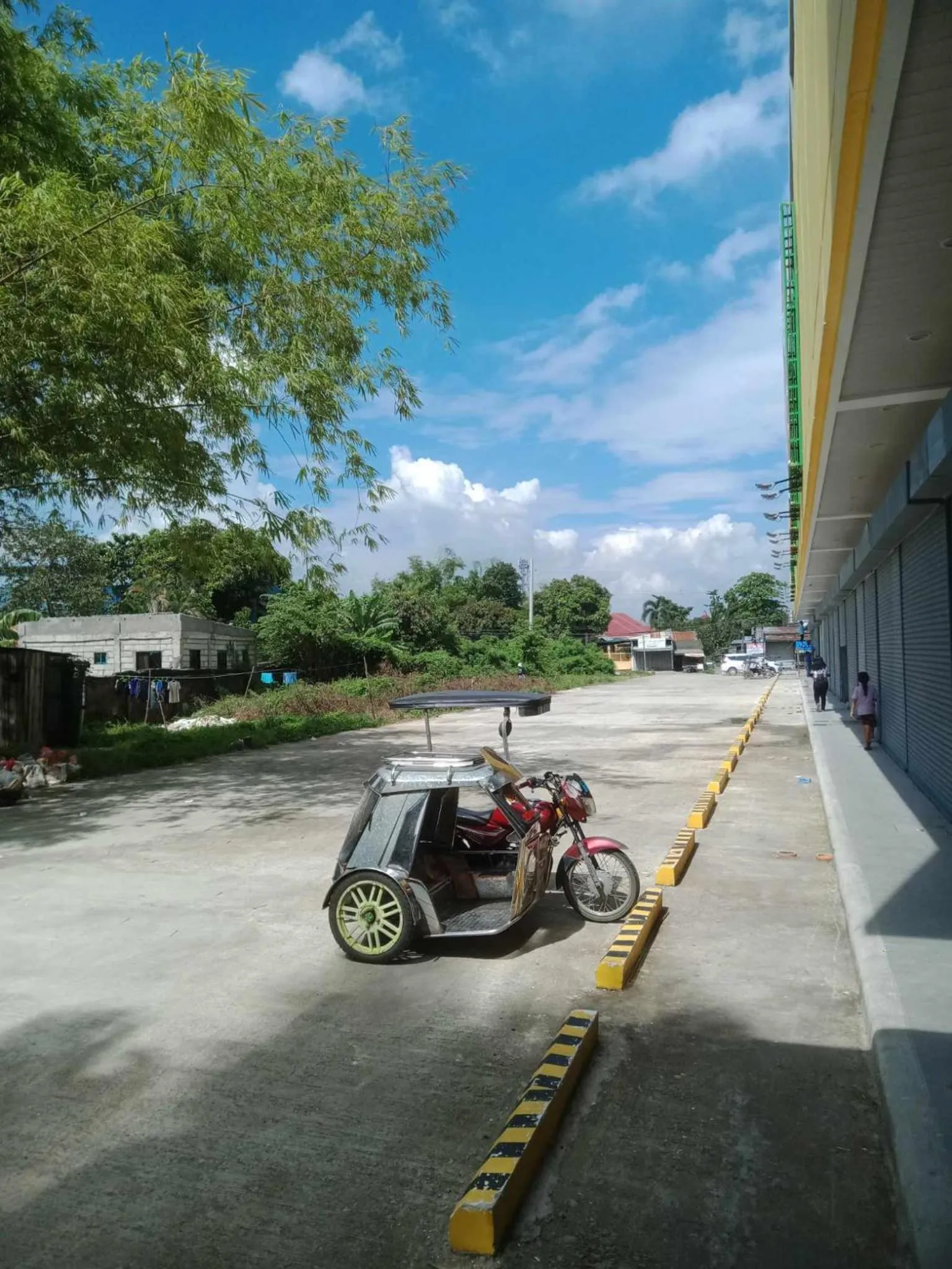 Parking in ASIA JEM HOTEL - GAPAN CITY