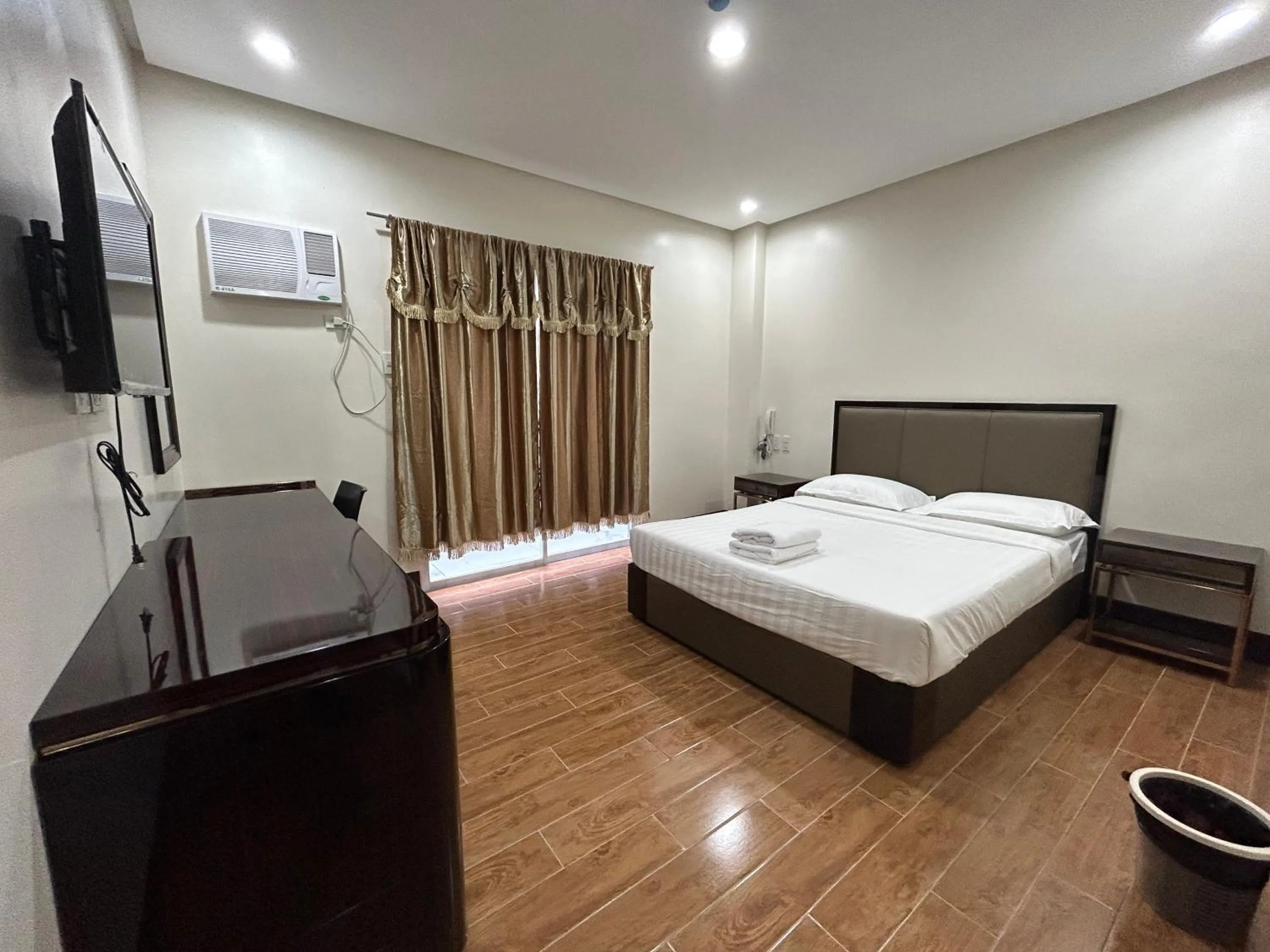 Bed in ASIA JEM HOTEL - GAPAN CITY