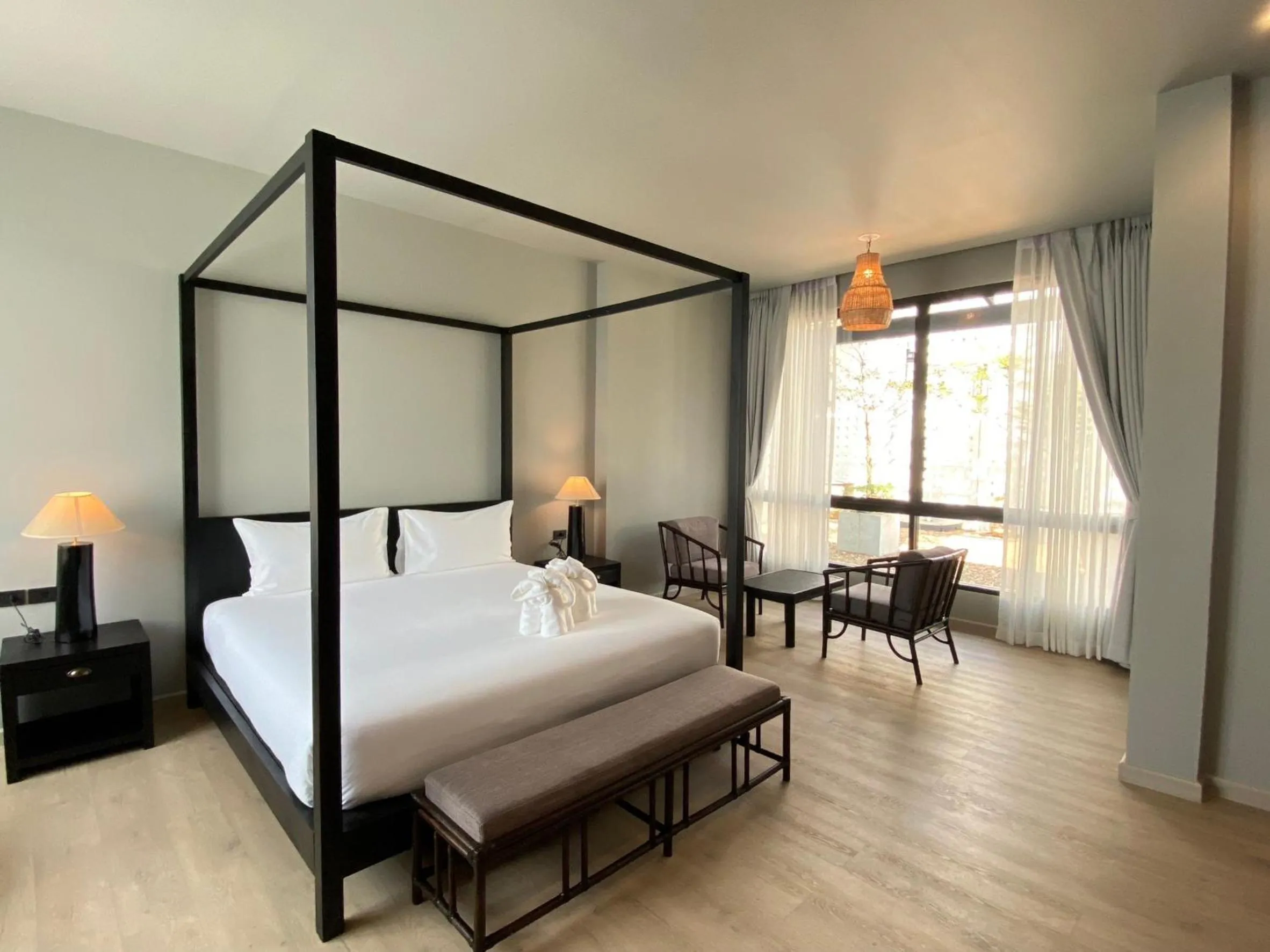Photo of the whole room, Bed in O2 The Residence โอทู เดอะ เรสซิเดนซ์
