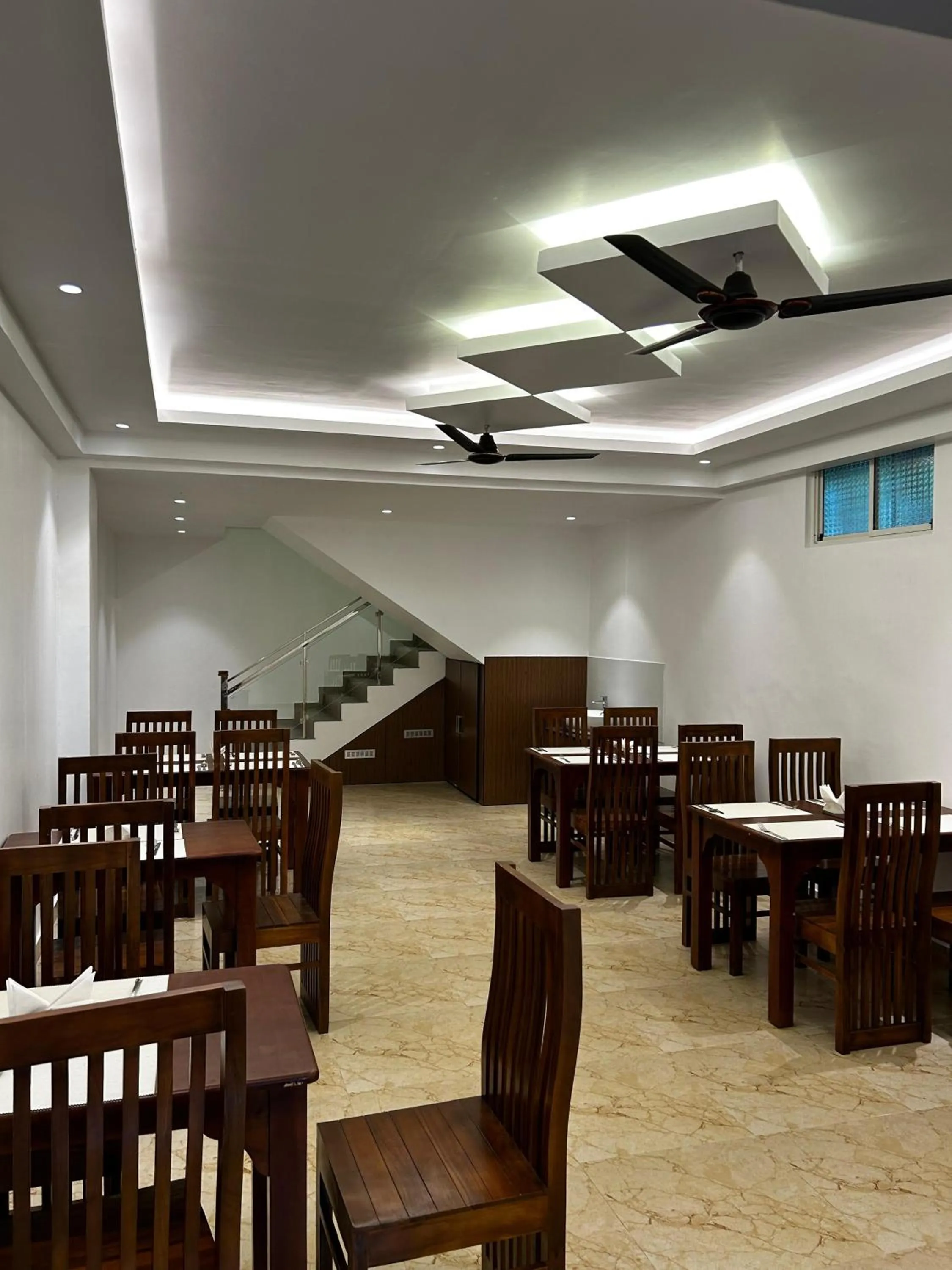 Restaurant/places to eat in Bluemist Resorts