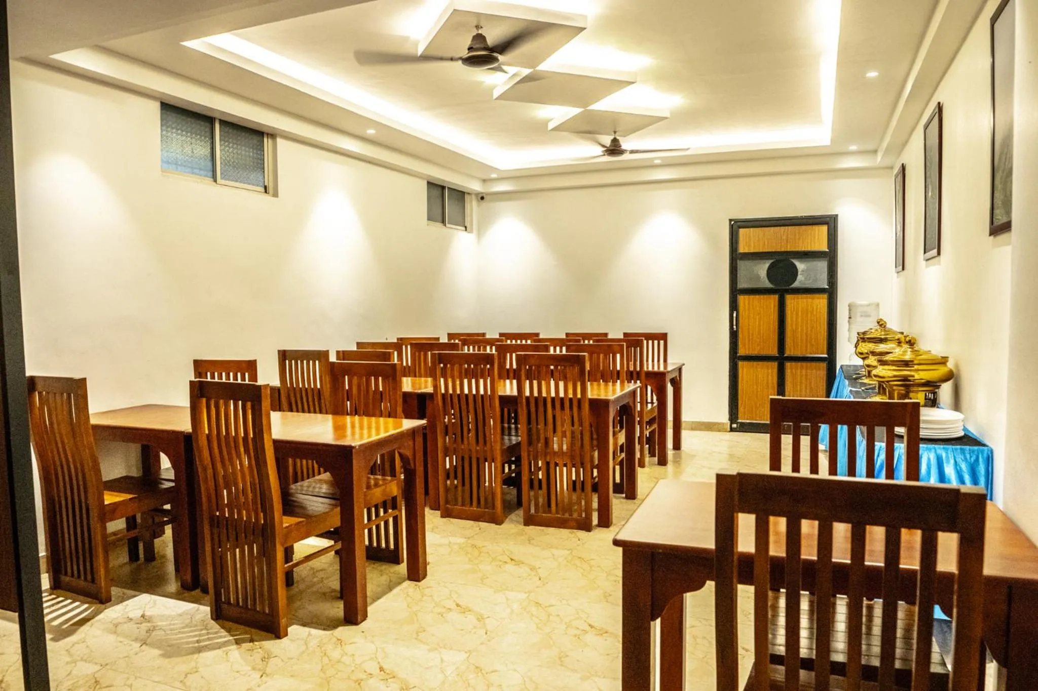 Restaurant/places to eat in Bluemist Resorts