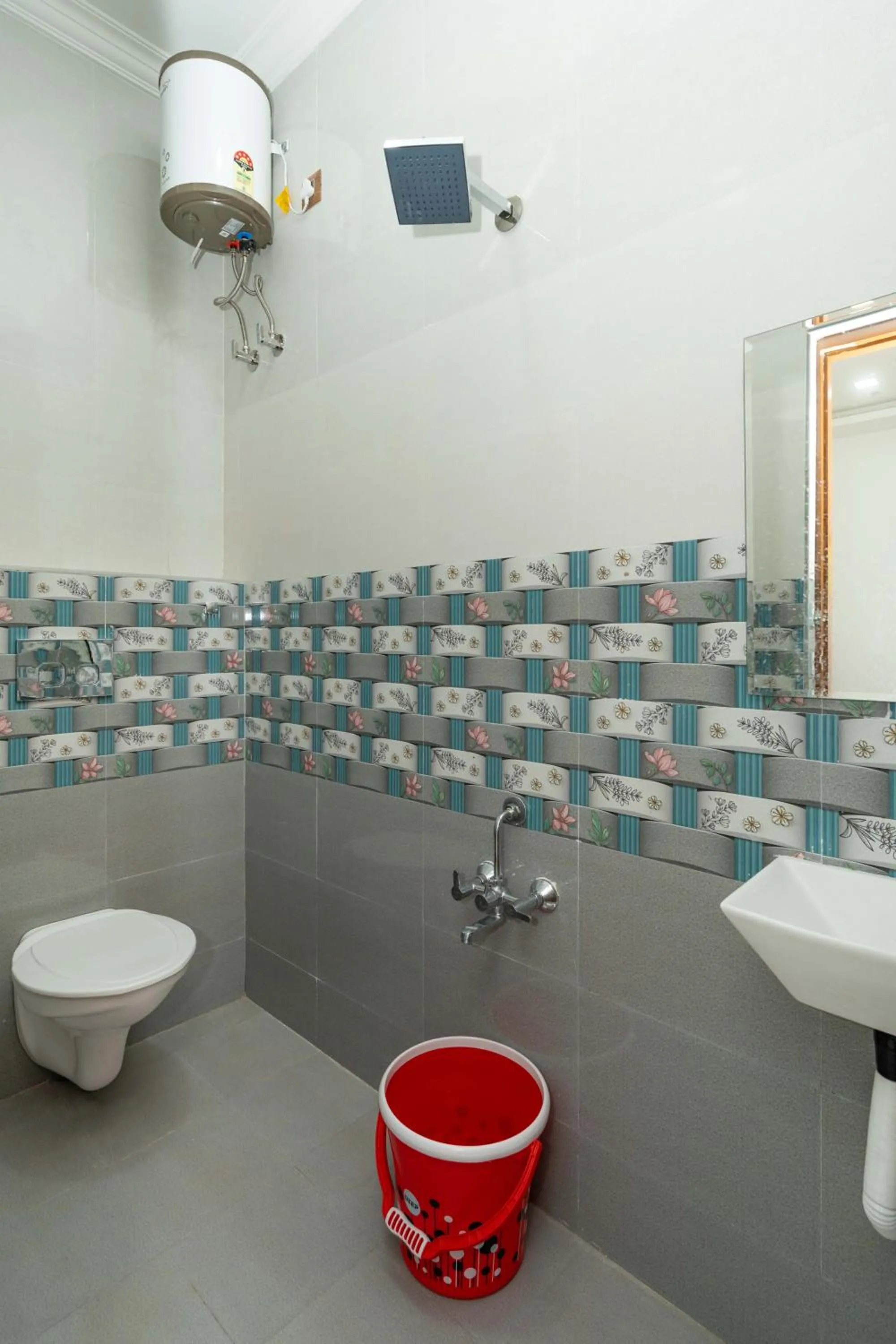 Bathroom in HOTEL NATCHATHRA