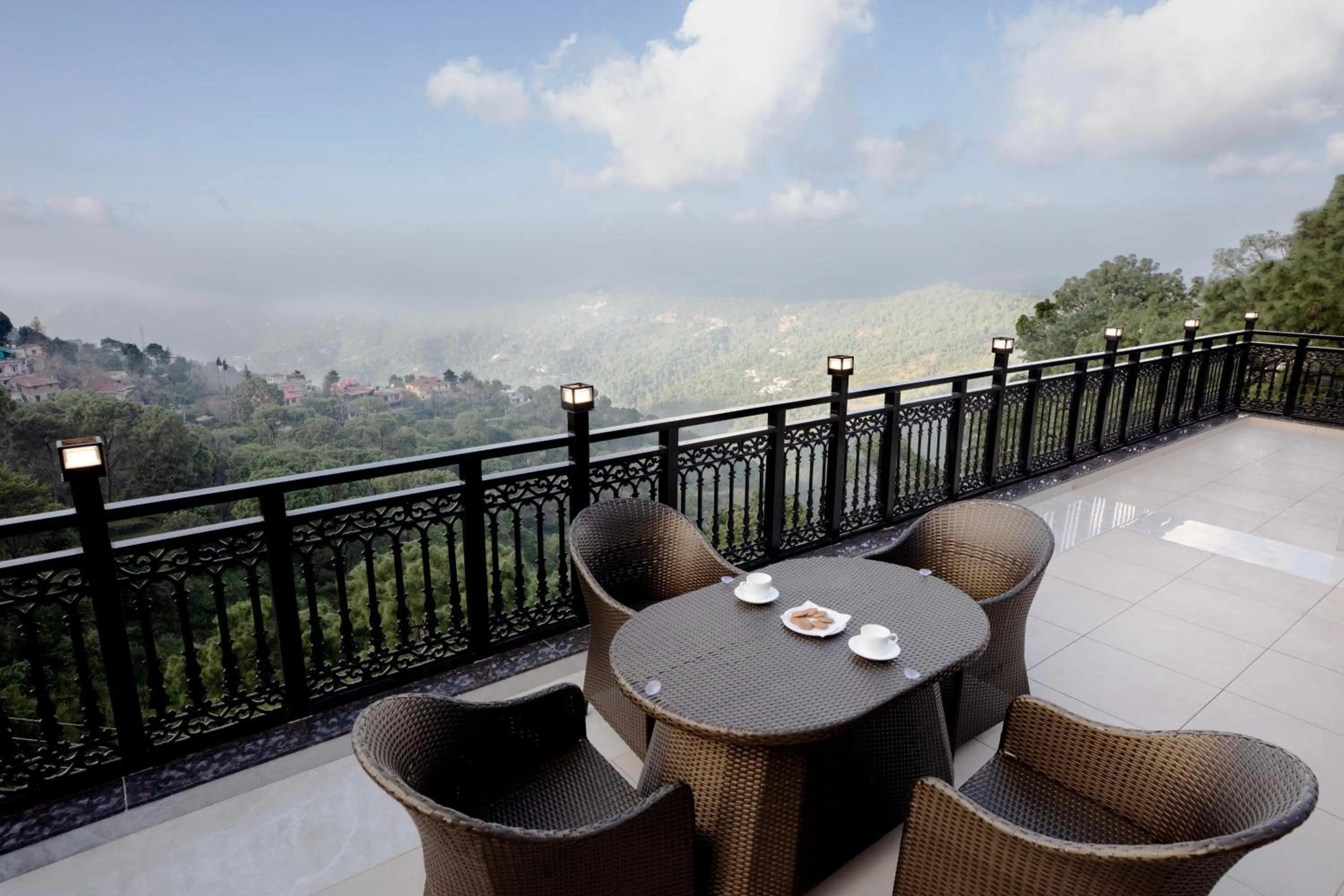 Property building in LUXE RESORTS - CENTRALLY HEATED AIR CONDITIONED HOTEL in THE HEART OF KASAULI