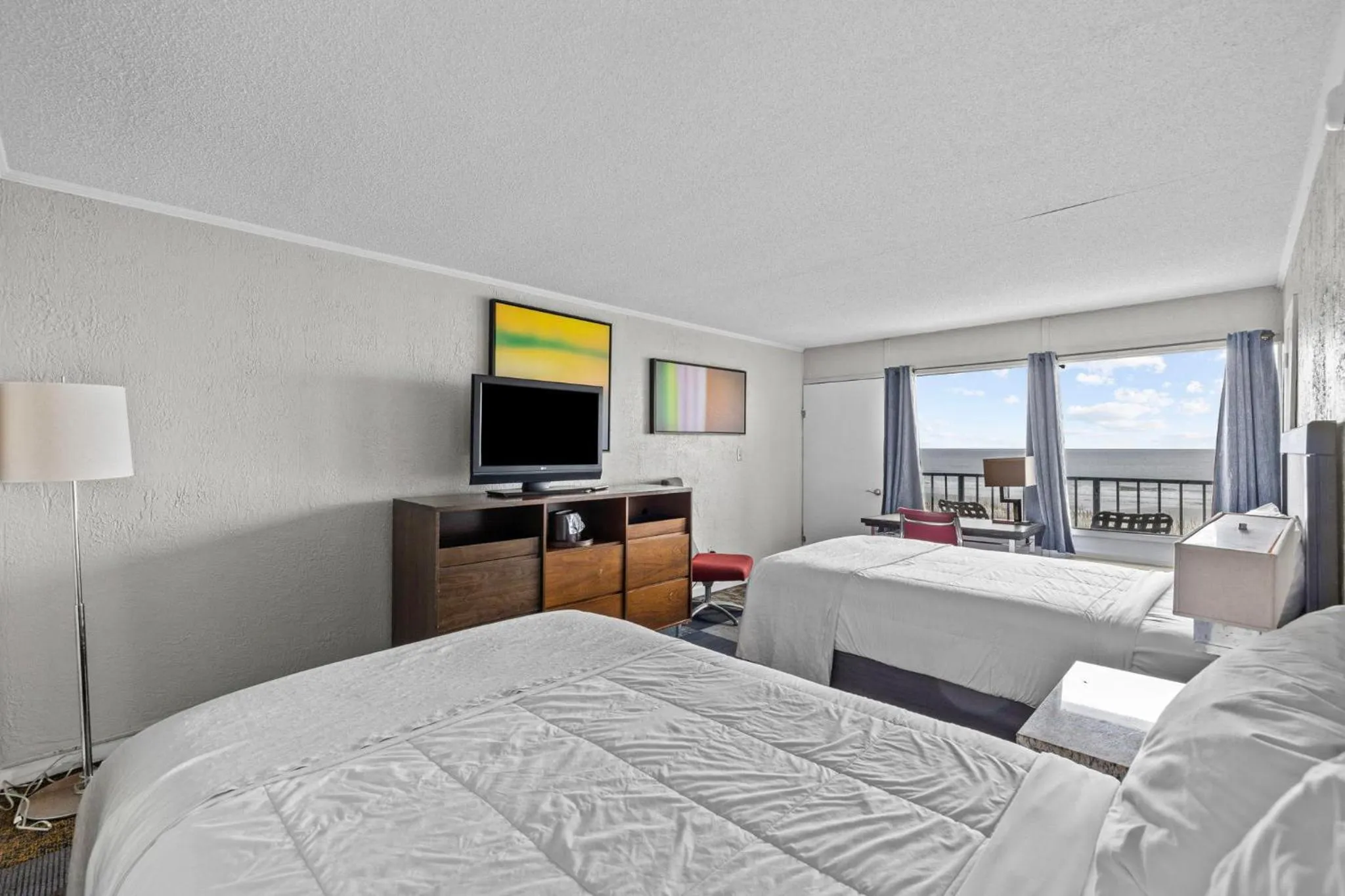 Bedroom, Bed in The Red Tree Inn