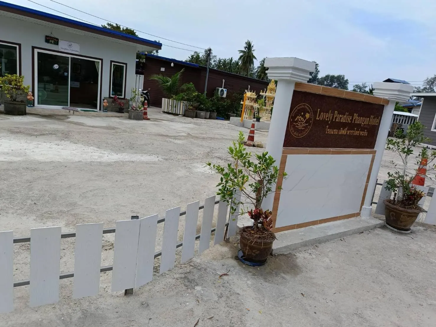 Lovely Paradise Phangan Hotel