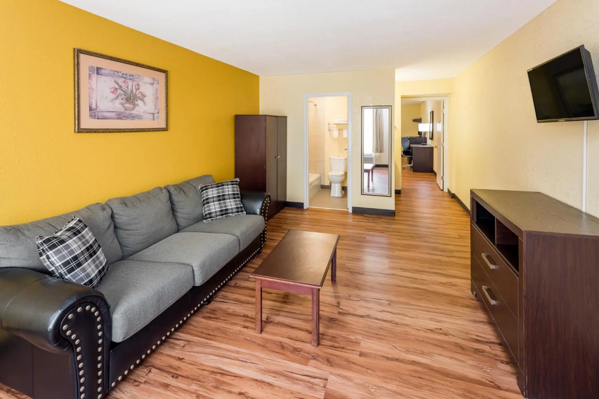 Days Inn by Wyndham Madison