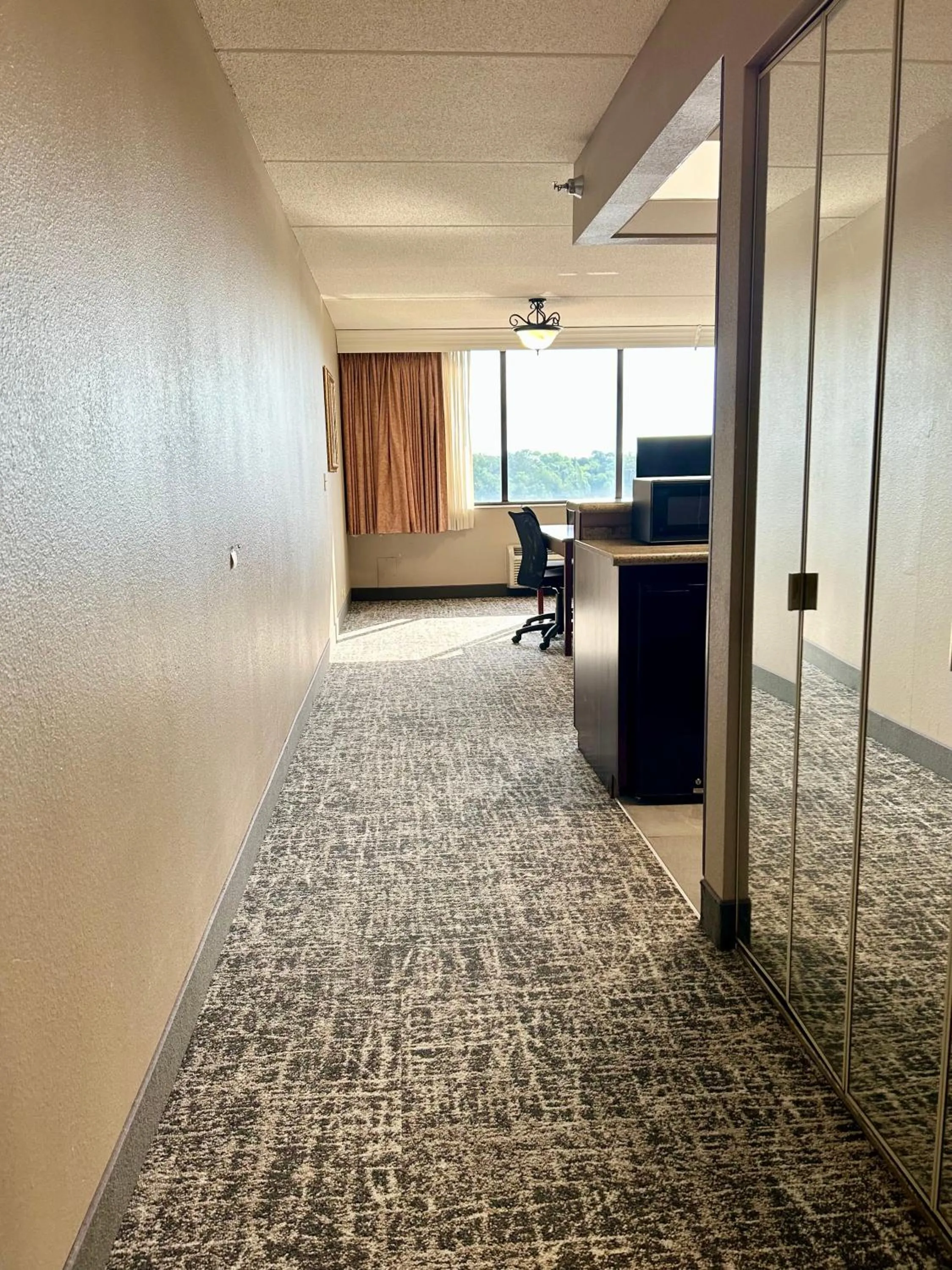 Bedroom in Best Western Plus Kelly Inn