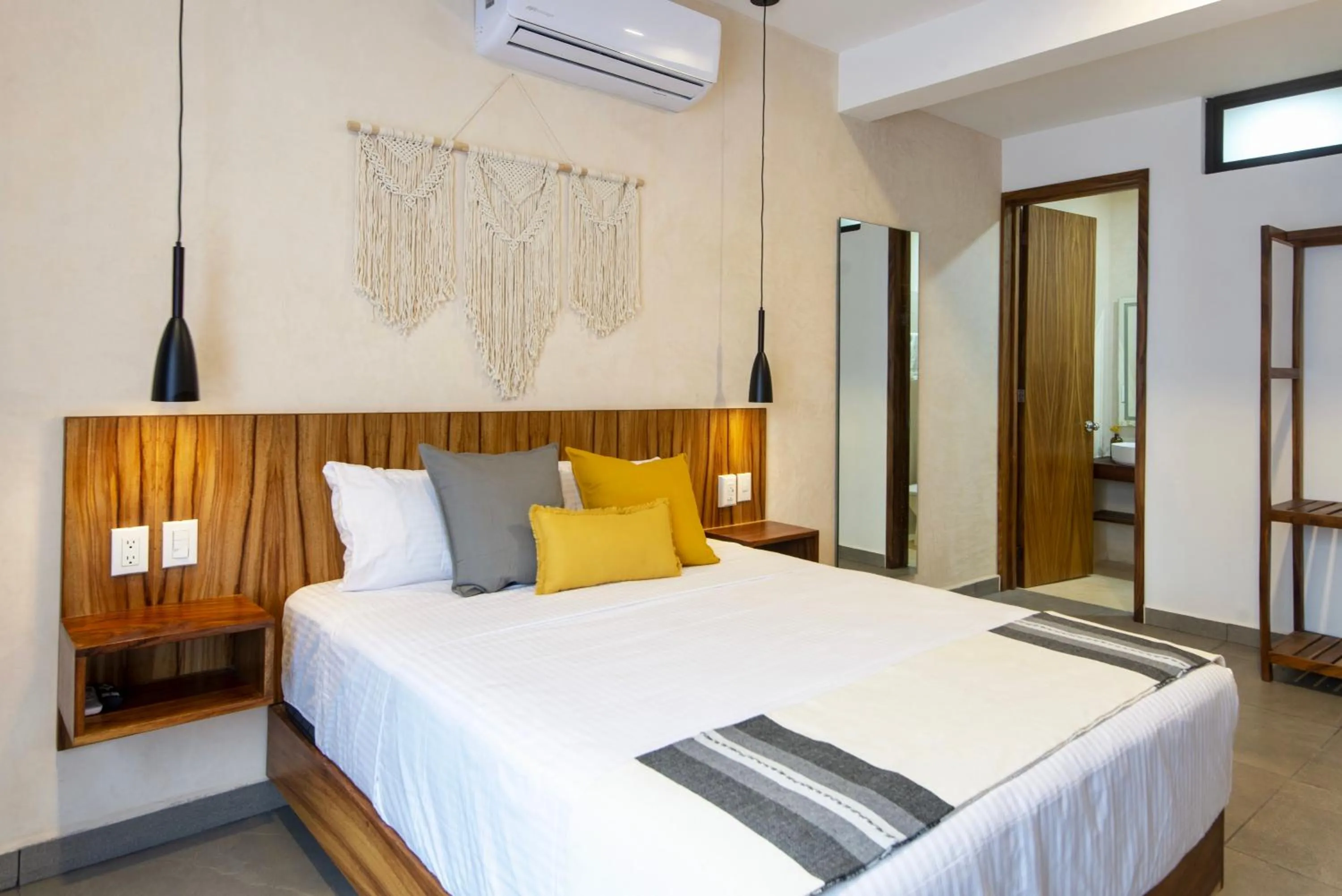 Bedroom, Bed in Casa Ita Surf - Adults Only