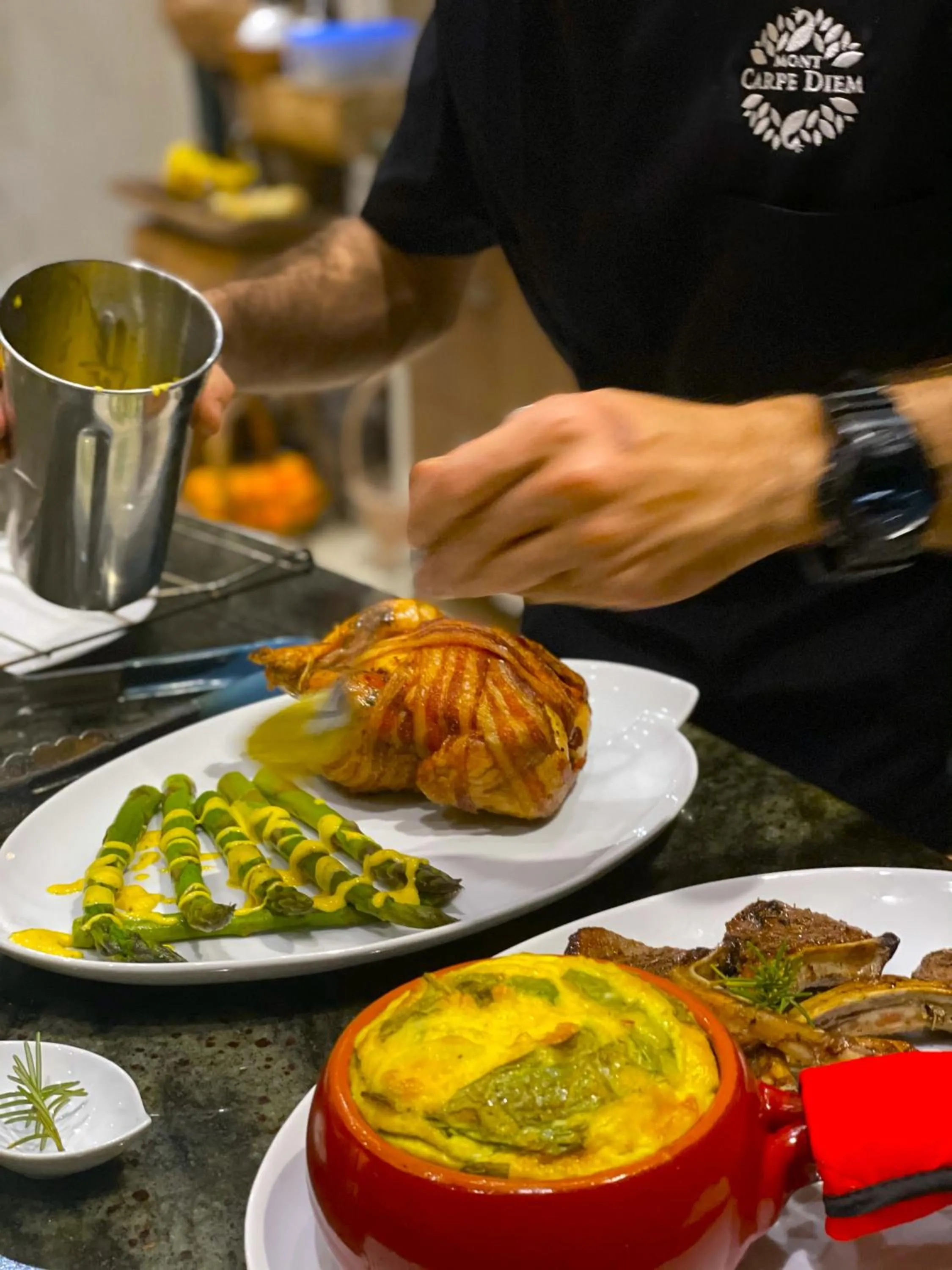 Restaurant/places to eat in Mont Carpe Diem