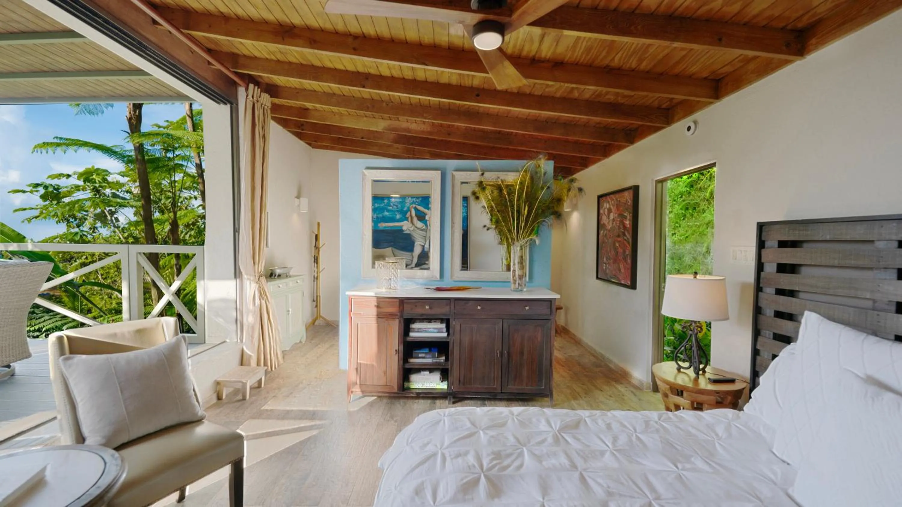 Property building, Bed in Mont Carpe Diem