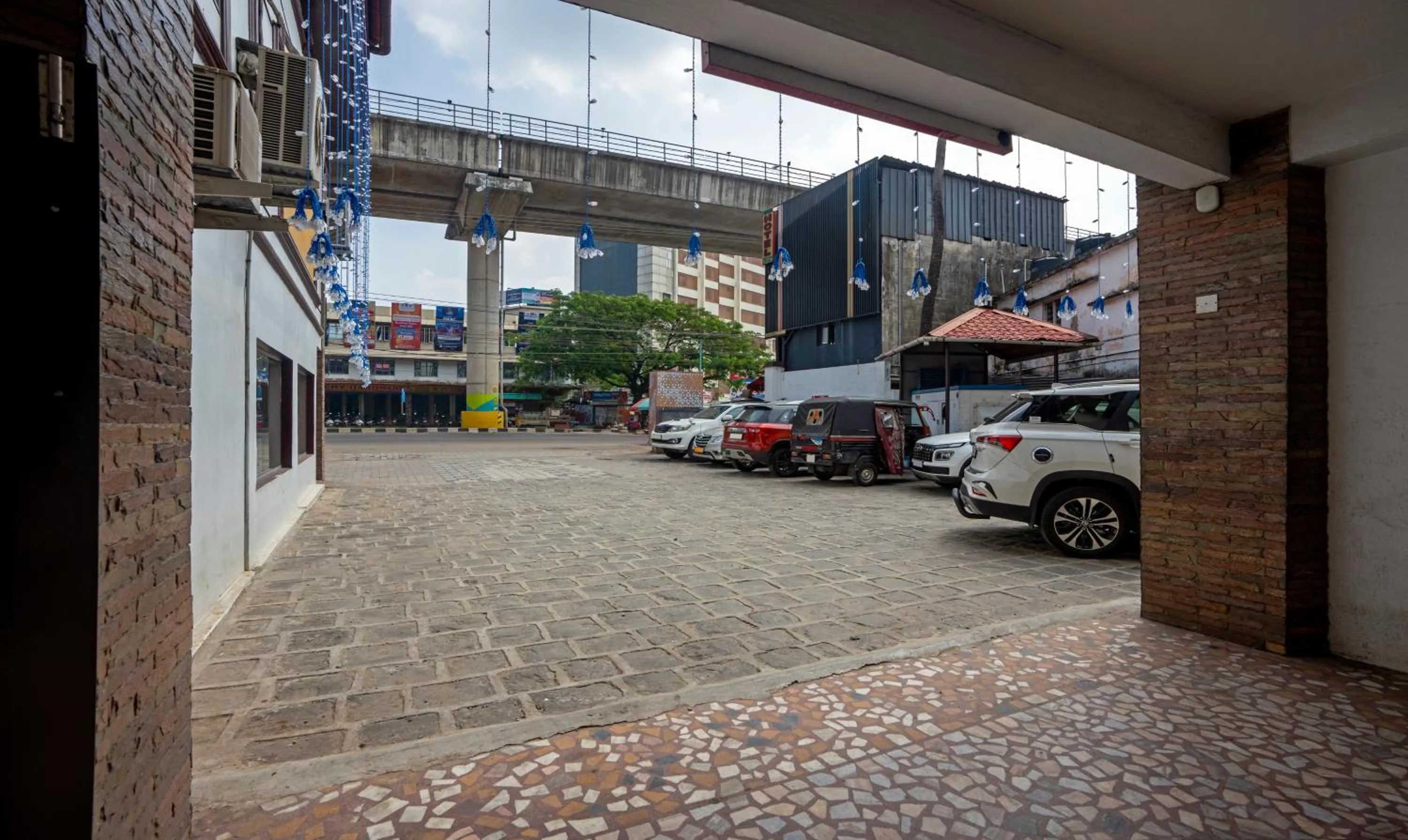 Parking in Treebo Seagate