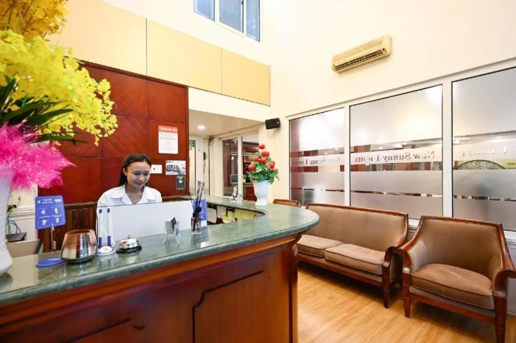 Lobby or reception in New Sunny 1 Hotel Q7 by BAY LUXURY