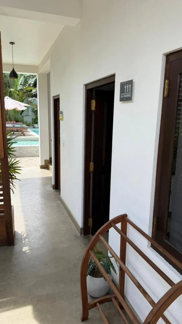 Facade/entrance in Lum Residence