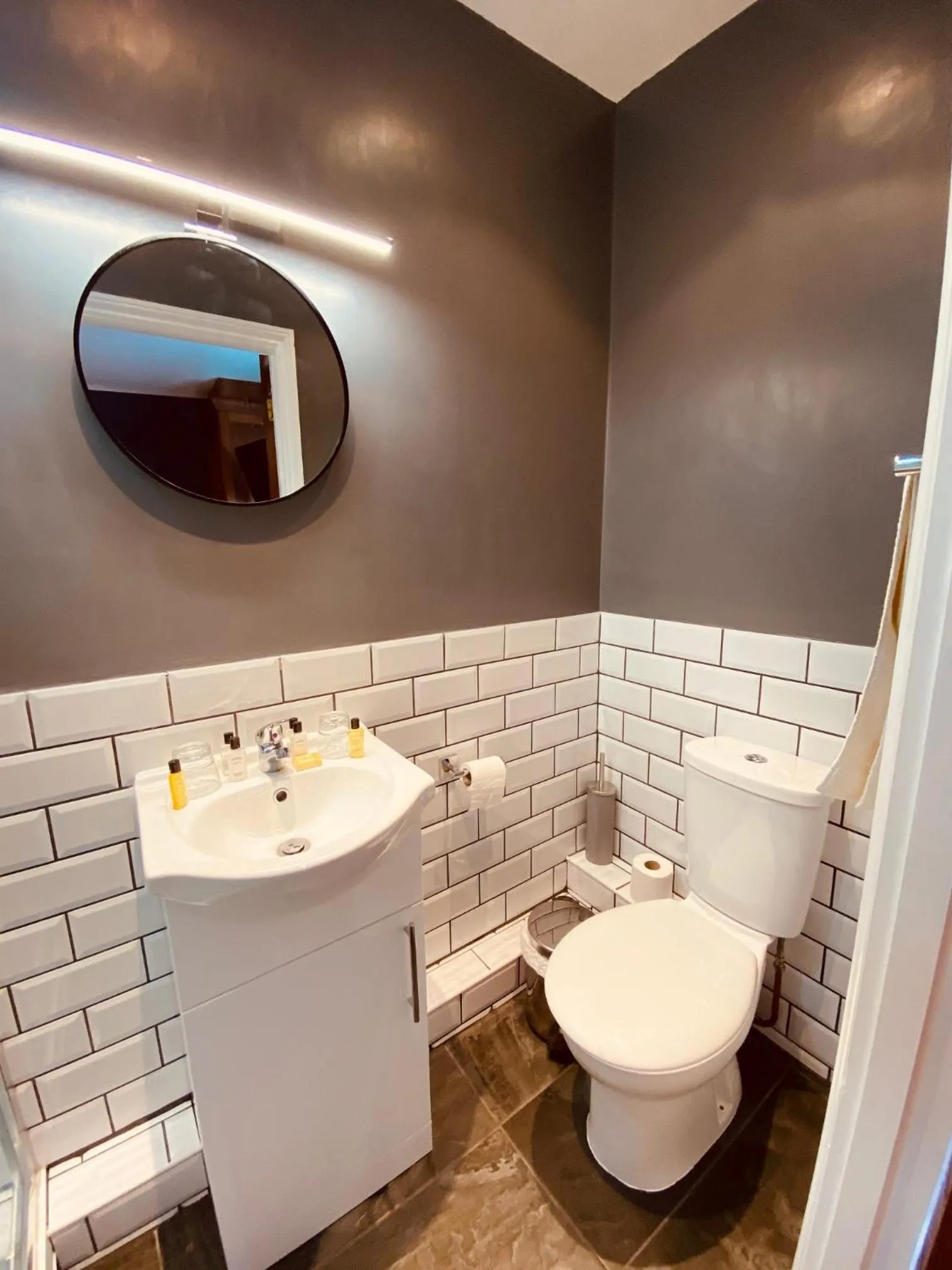 Bathroom in The Swan Inn