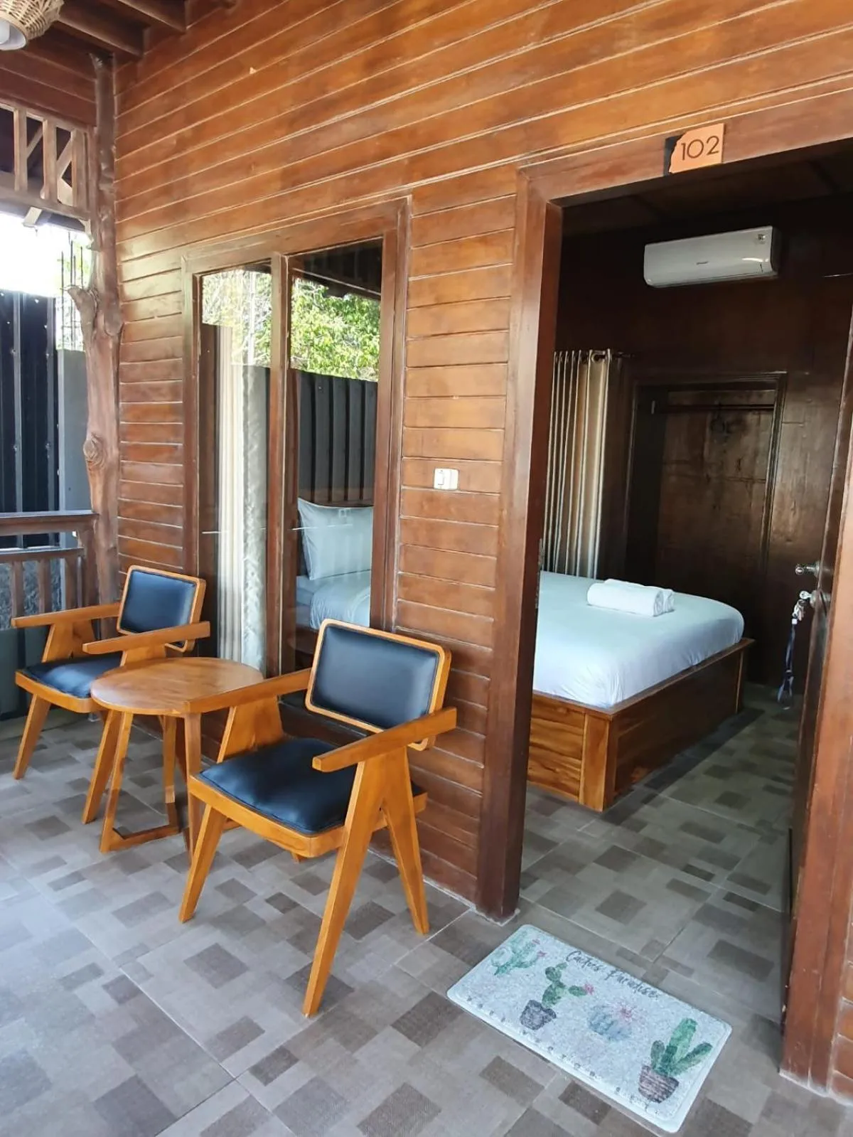 Seating area in Q'Pelagos Sunset Bungalow