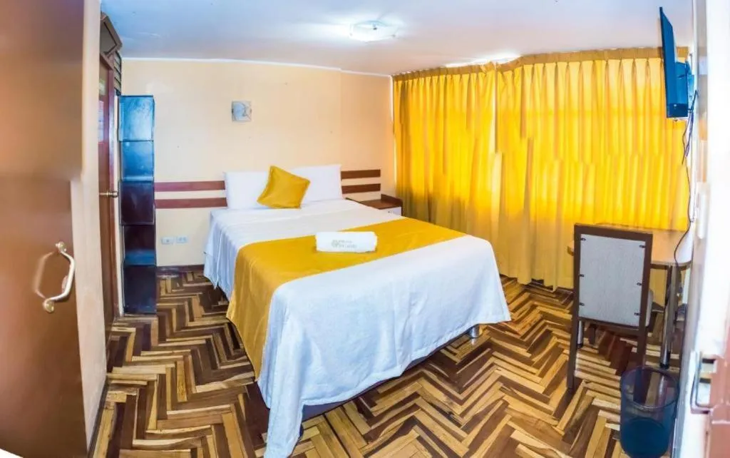 Bedroom in Hotel Juan de la Torre