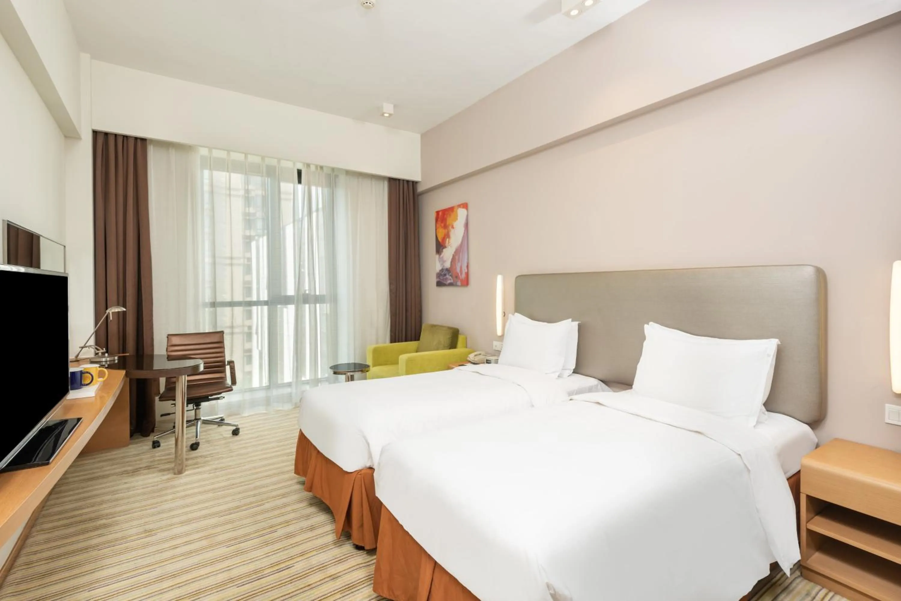 Photo of the whole room, Bed in Holiday Inn Express Shanghai Gongkang by IHG