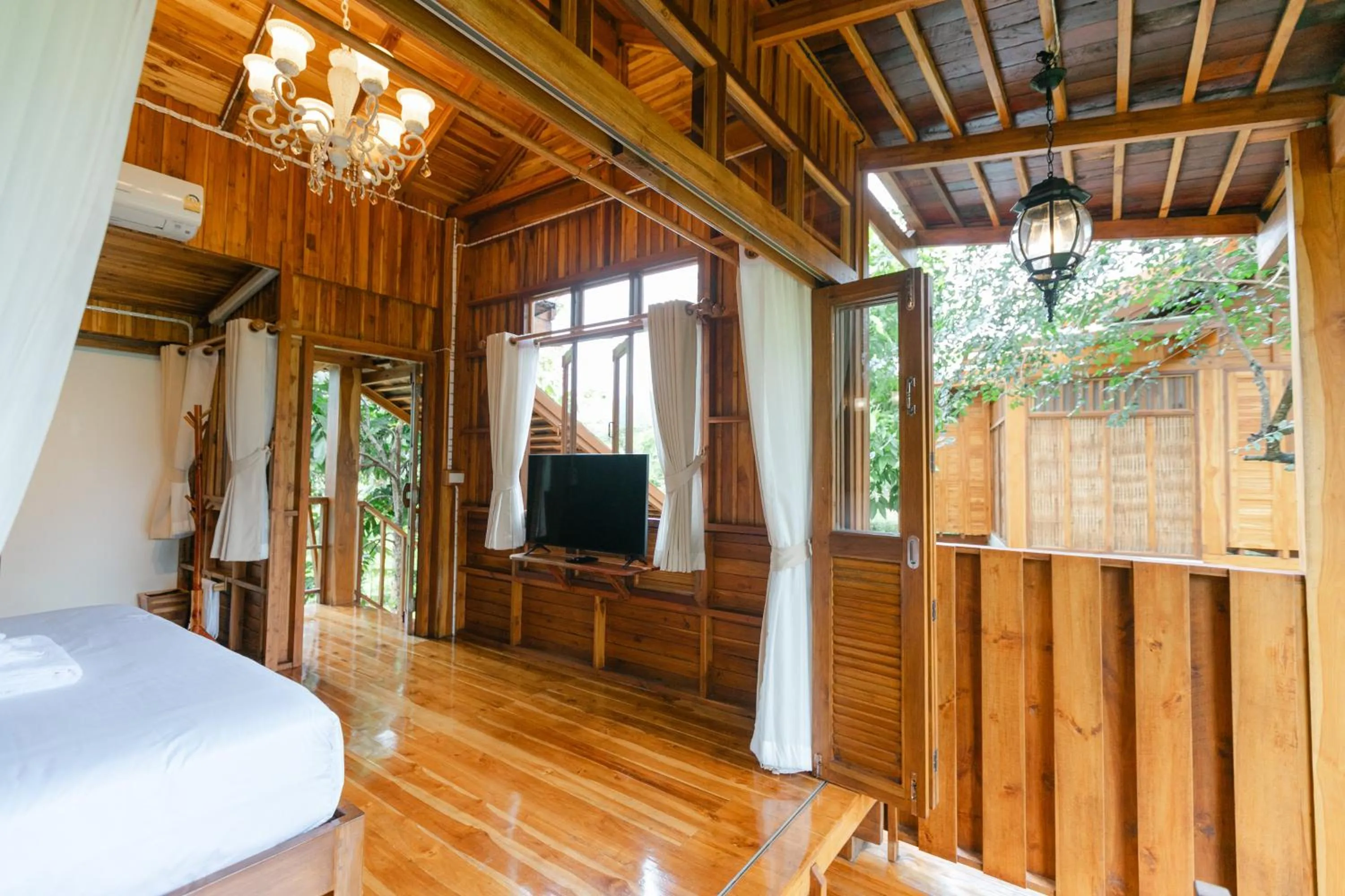 Bed in Saksila Resort