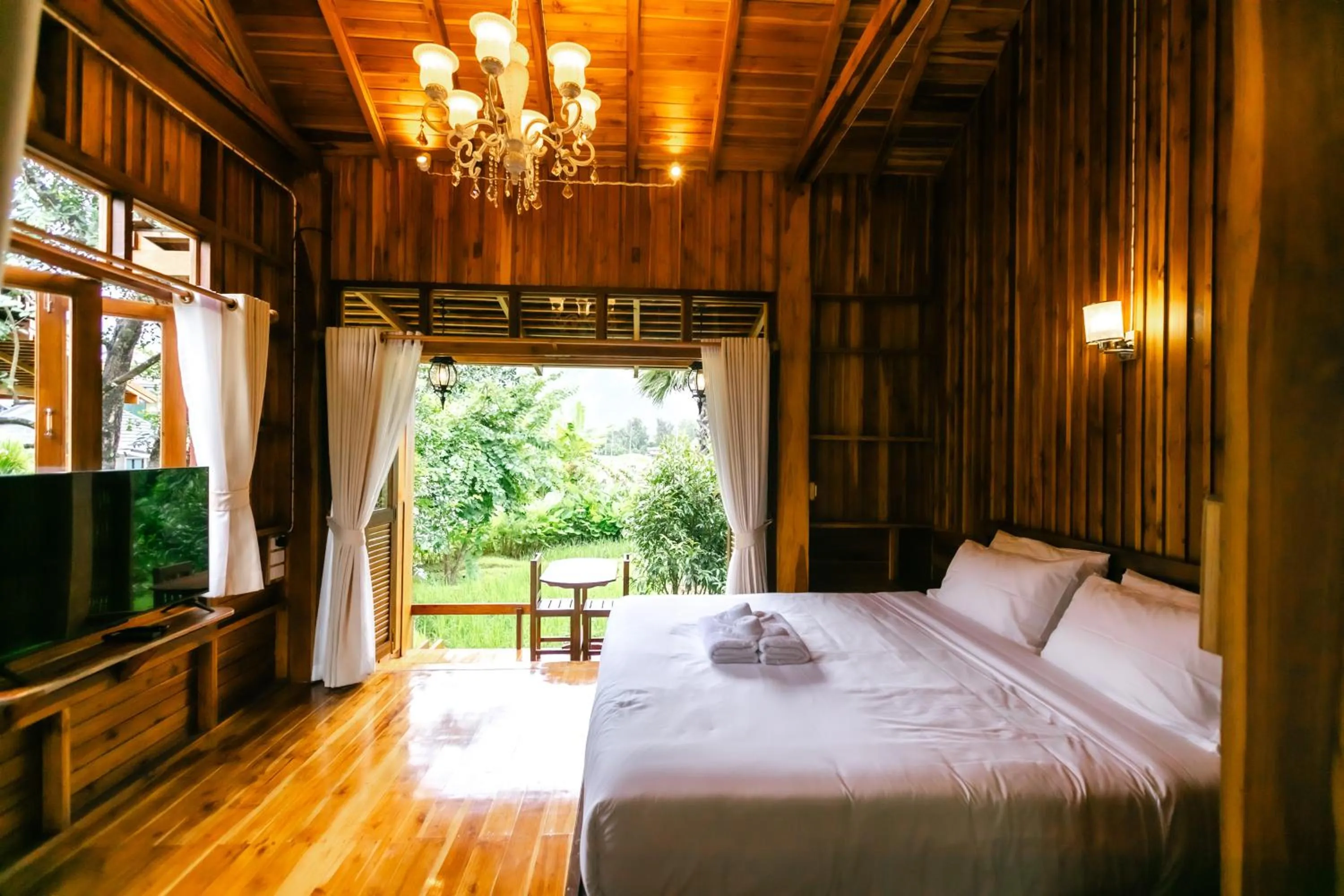 Bed in Saksila Resort