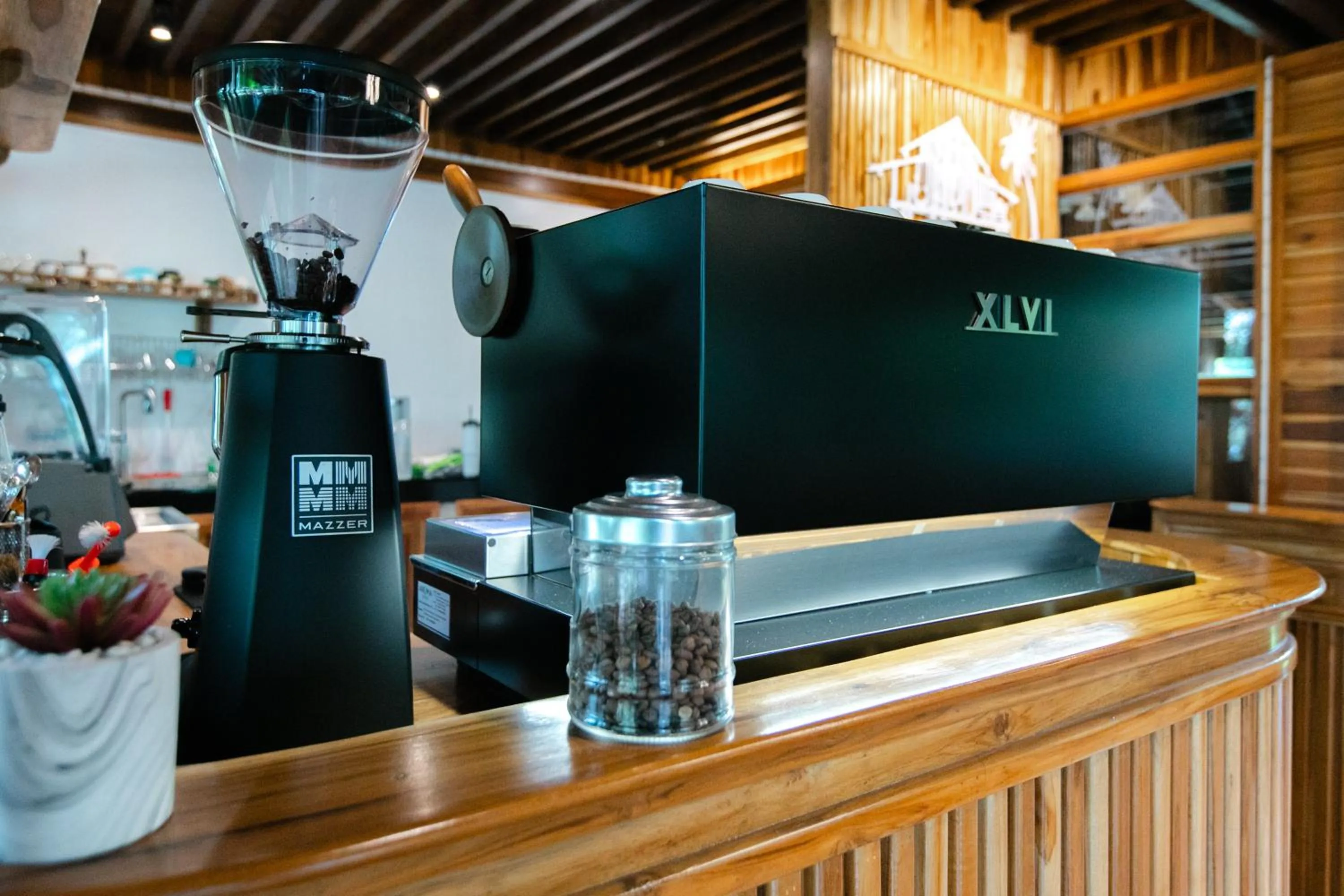 Restaurant/places to eat in Saksila Resort