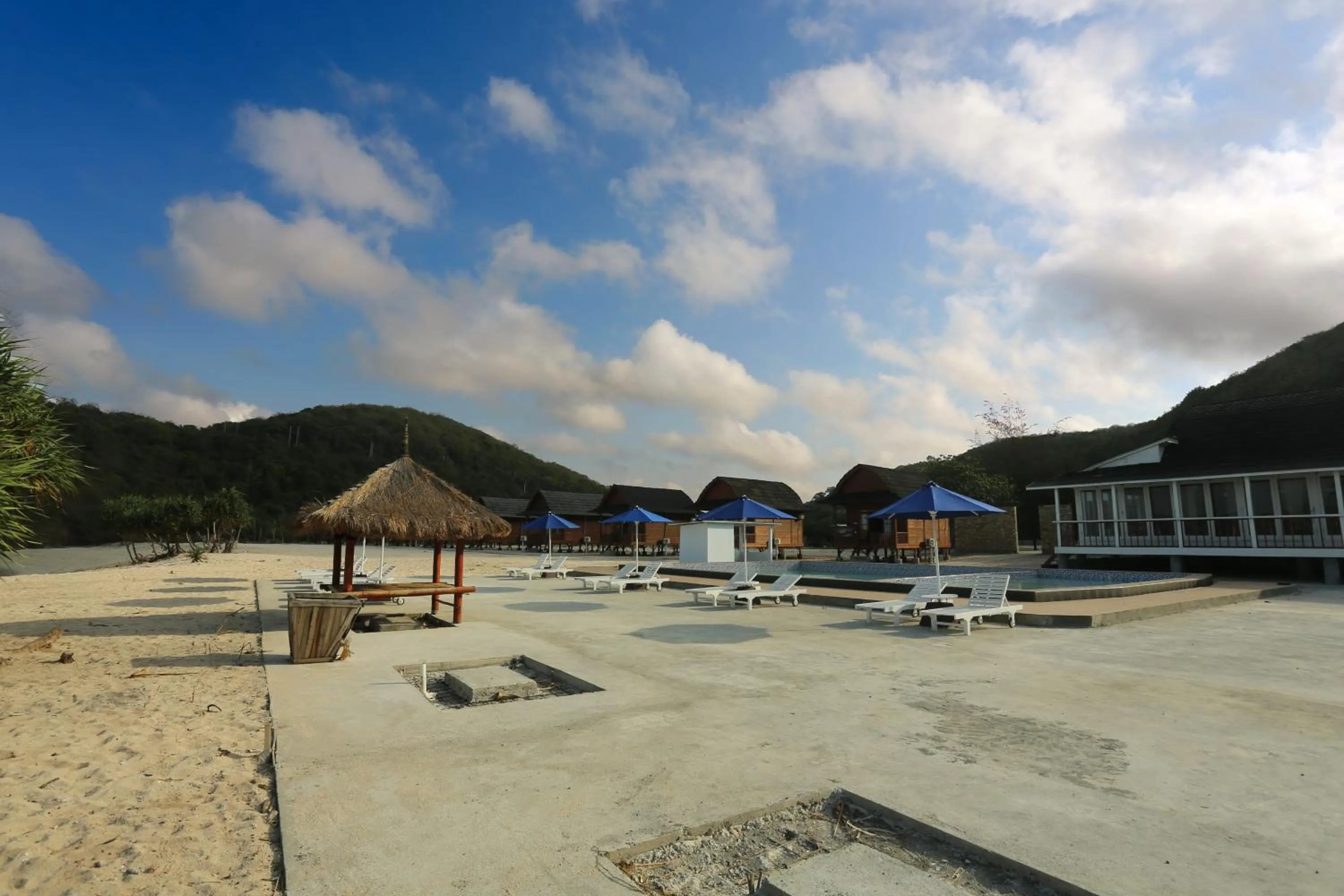 Inner courtyard view in Tabitha Tunak Resort