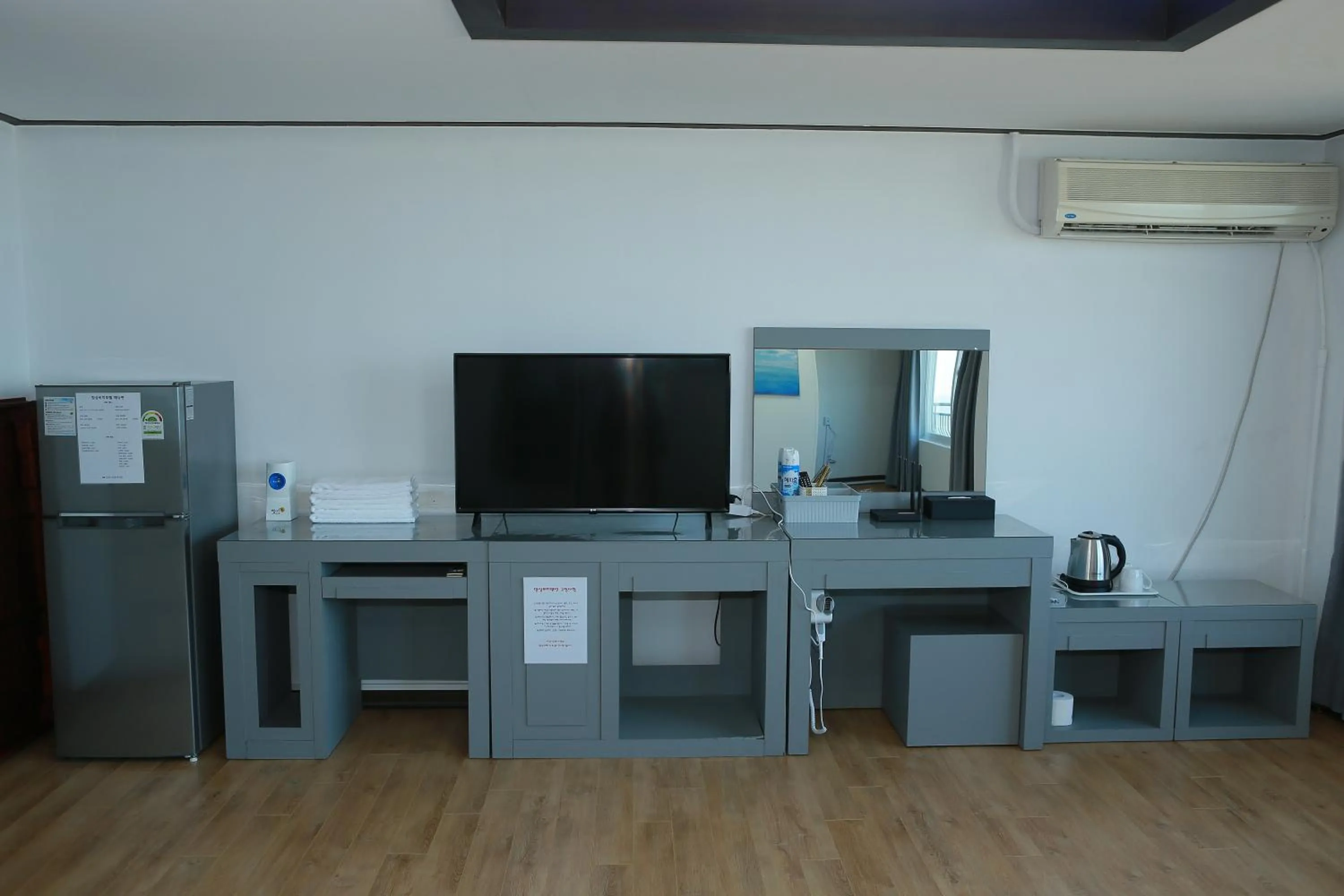 Mangsang Beach Pension