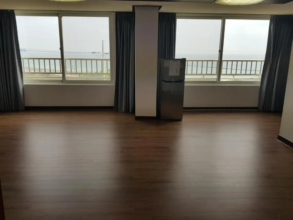 Mangsang Beach Pension