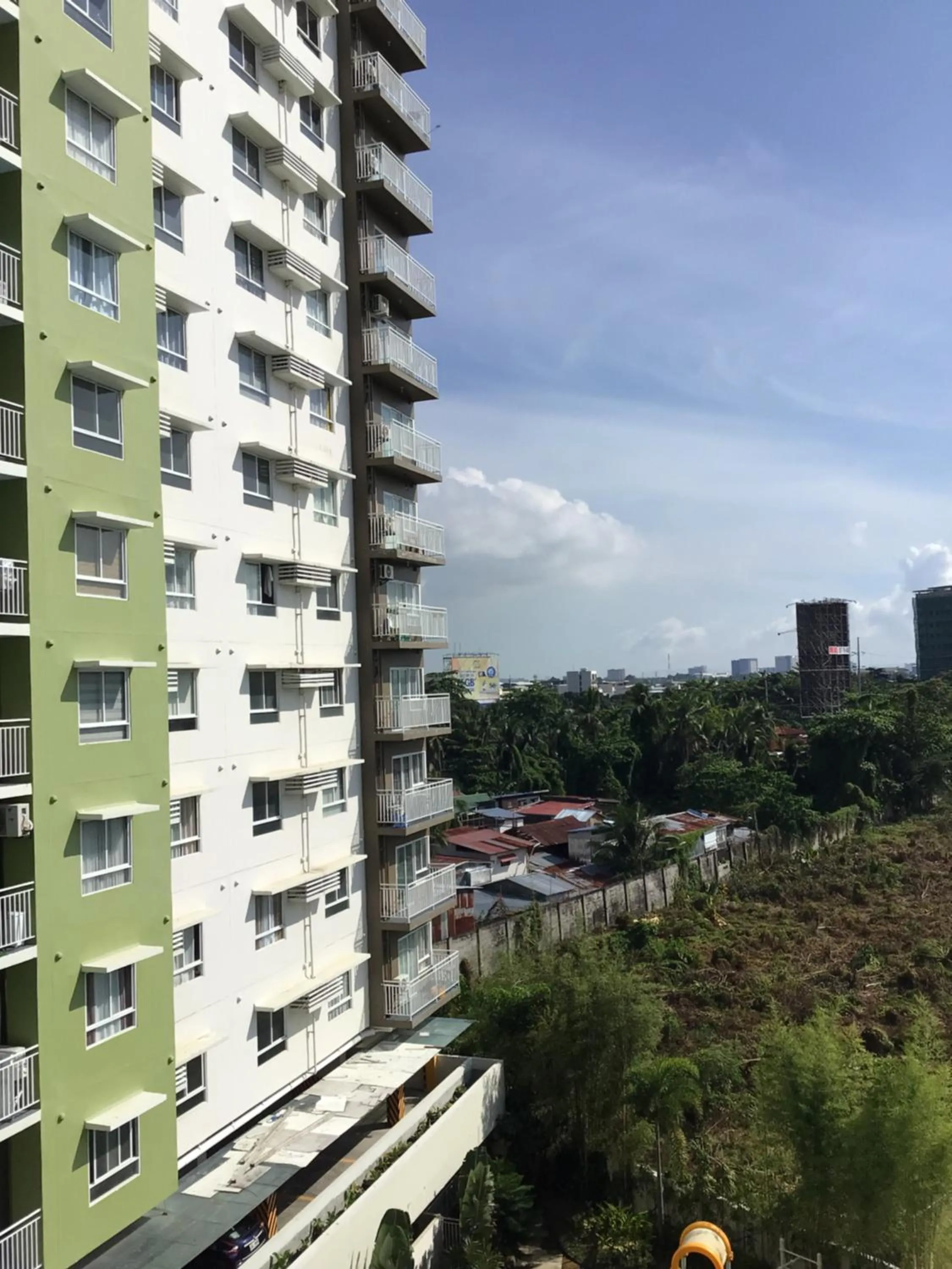 6F Balcony View Studio Mesatierra Garden Residences