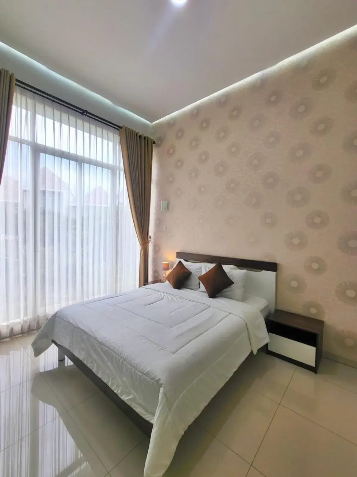 Three-Bedroom Villa in Sinergi Hotel & Villa Three-Bedroom Villa in Sinergi Hotel & Villa