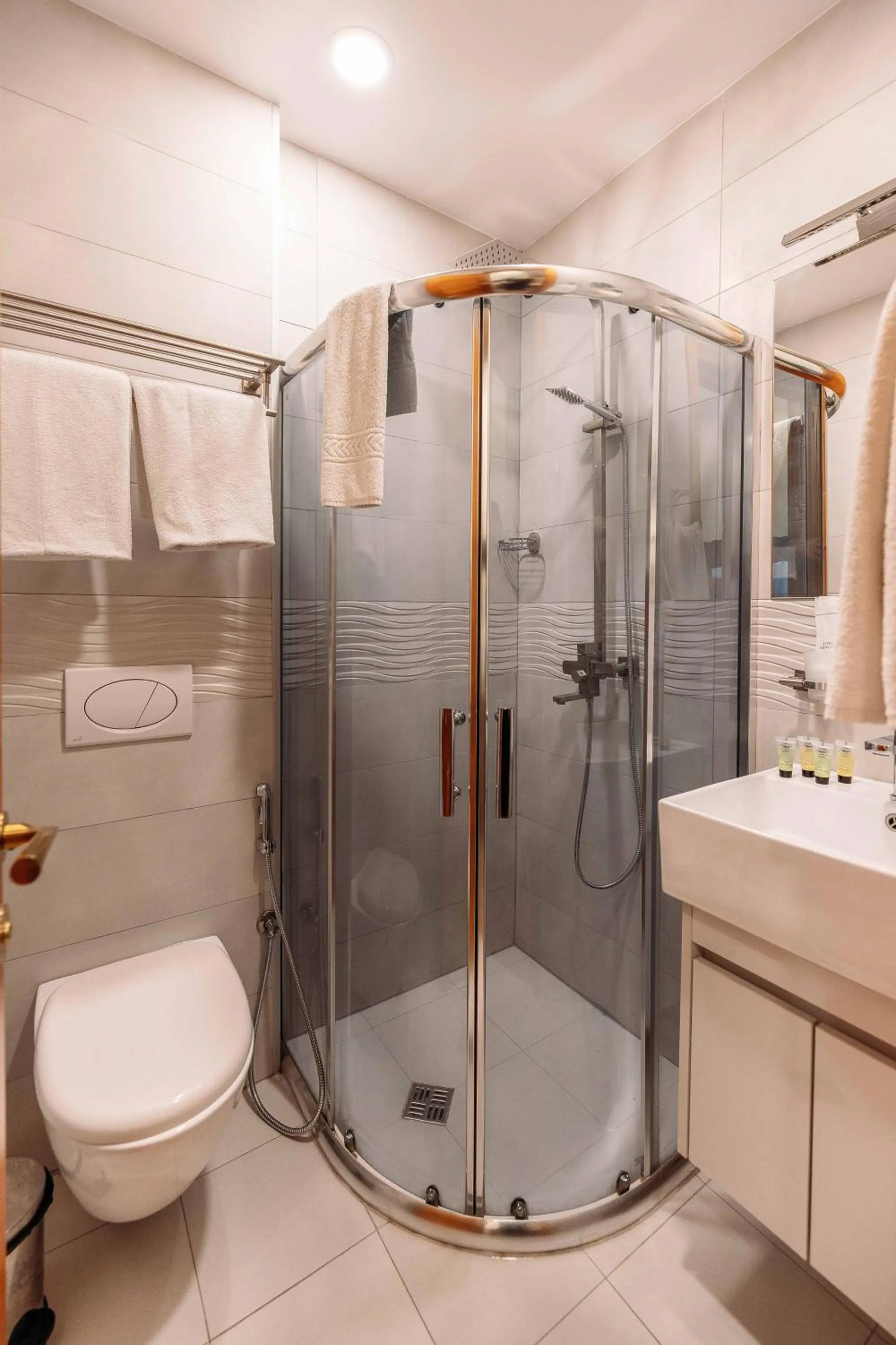 Atrium Boutique Hotel