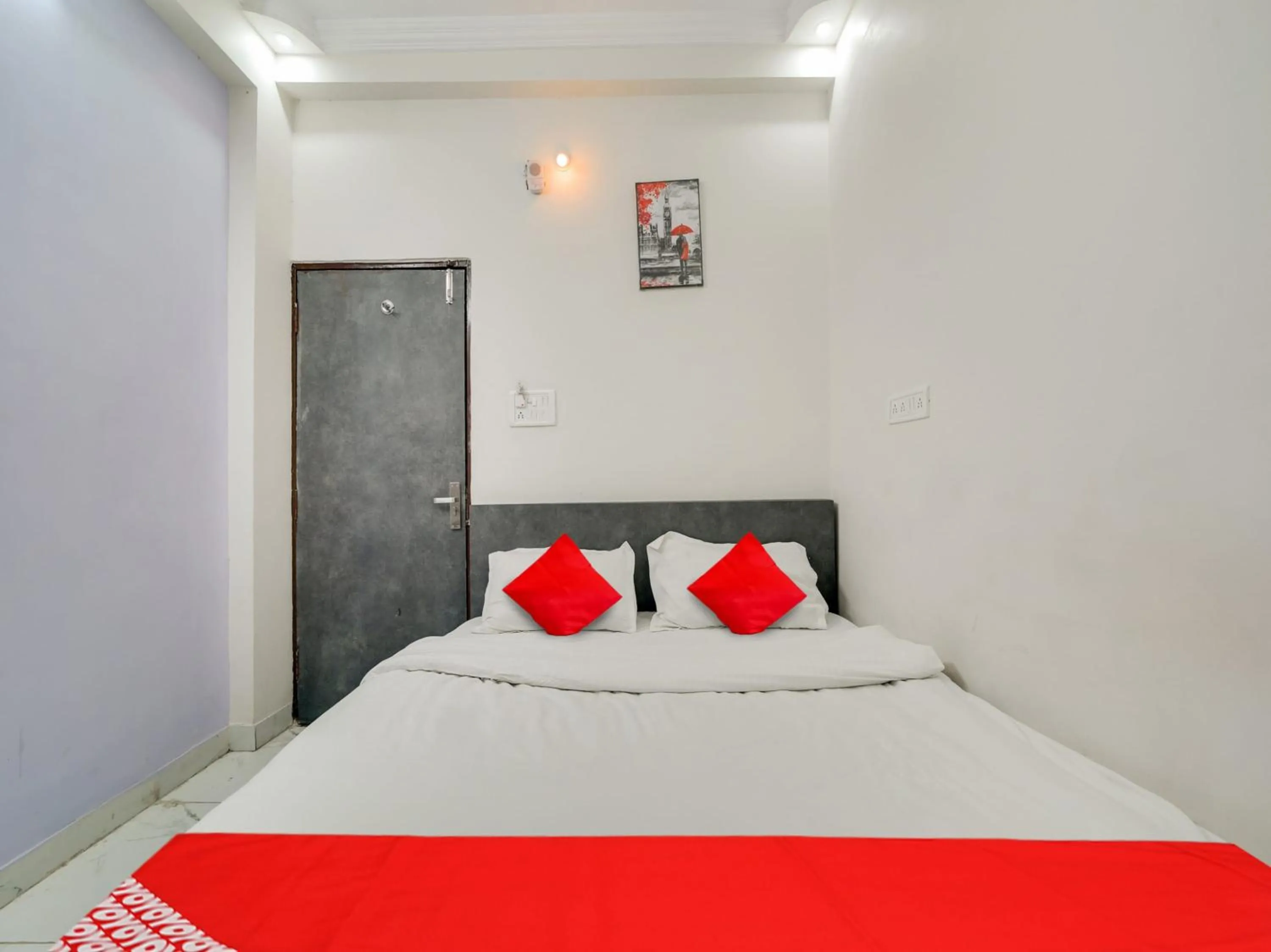 Bedroom, Bed in Hotel O Relax Inn